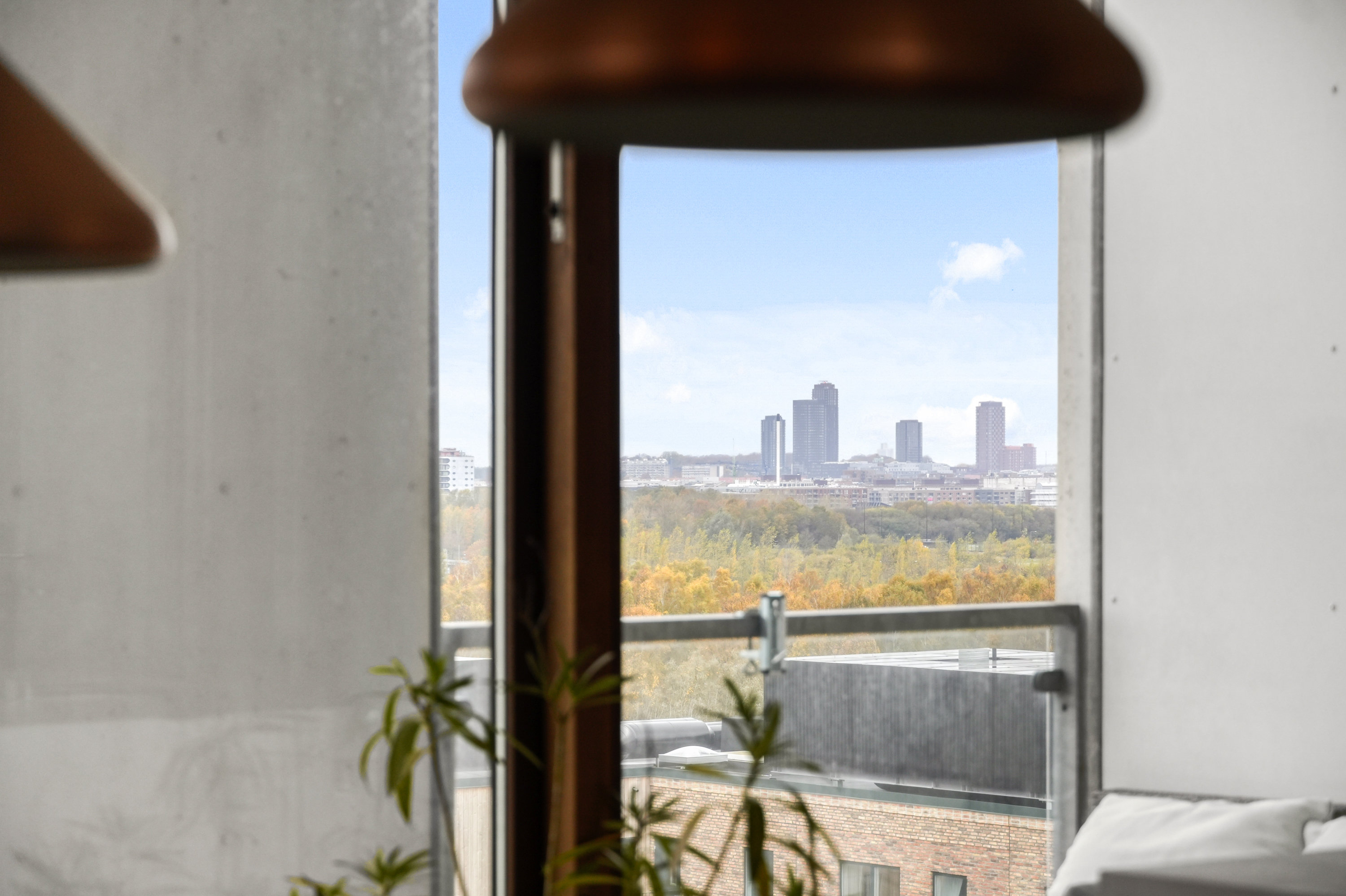 Fremhævet andet billede i fuldskærmstilstand. Billede af C.F. Møllers Allé 40, 10. tv., 2300 København S