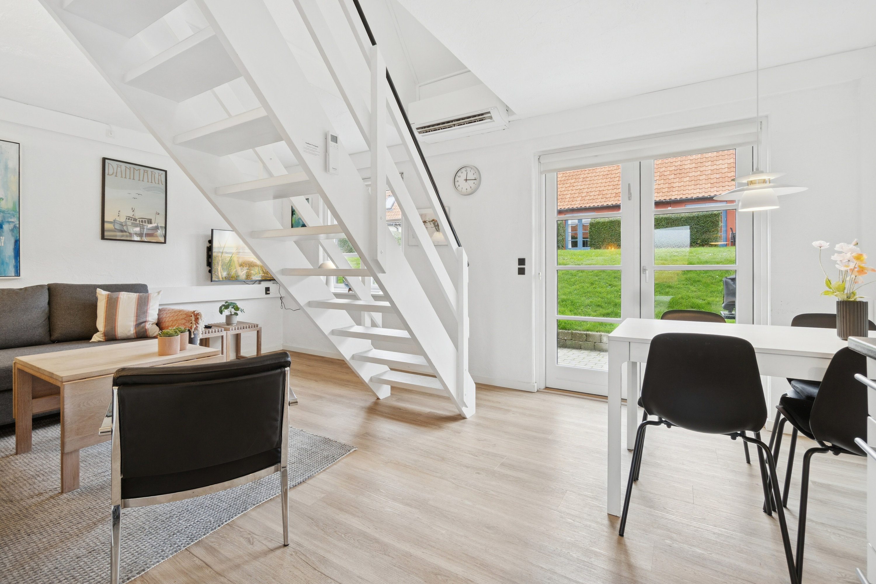 Fremhævet stue billede i fuldskærmstilstand. Billede af Gudhjem Feriepark 76, 3760 Gudhjem