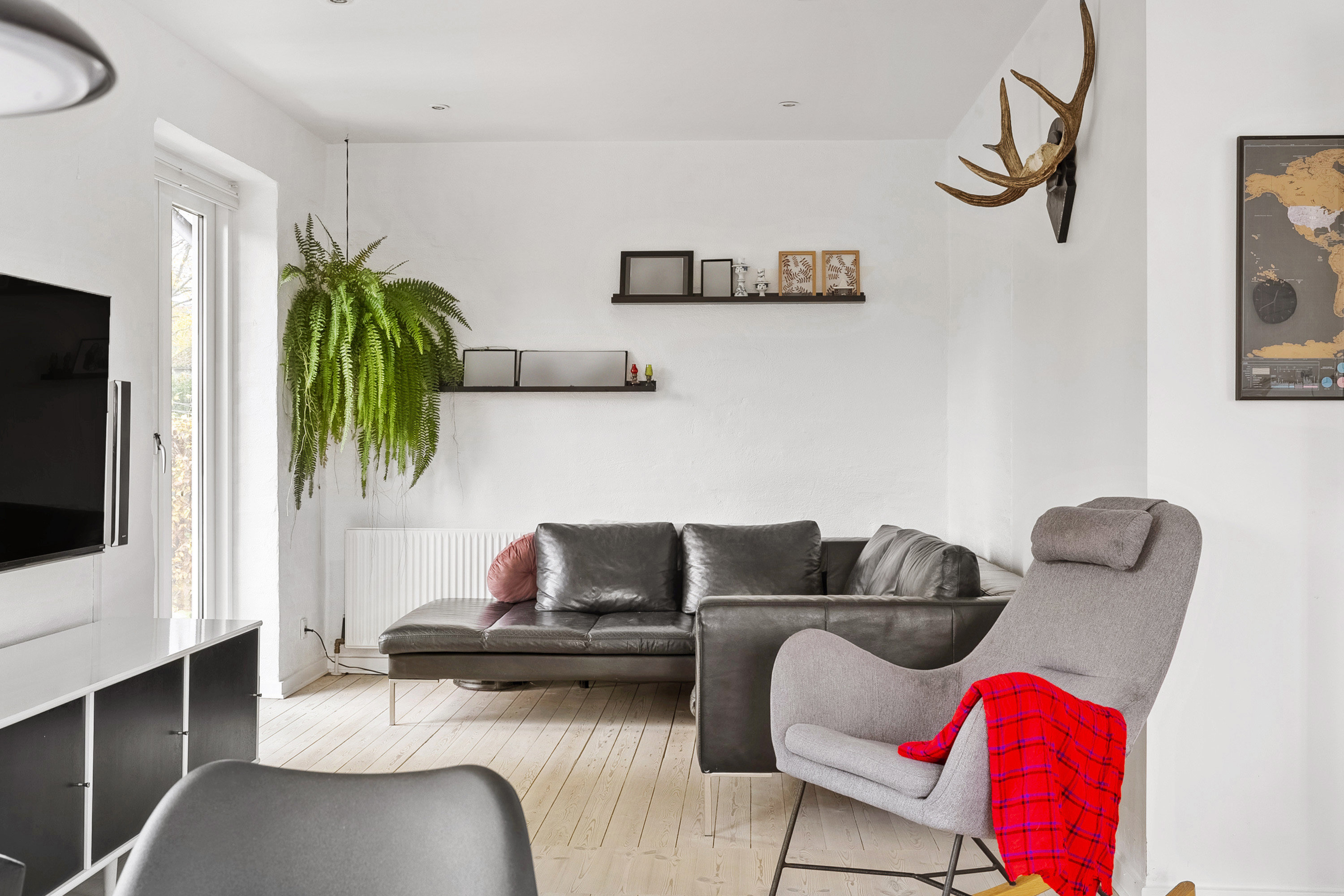 Fremhævet stue billede i fuldskærmstilstand. Billede af Frydsvej 53, 8700 Horsens