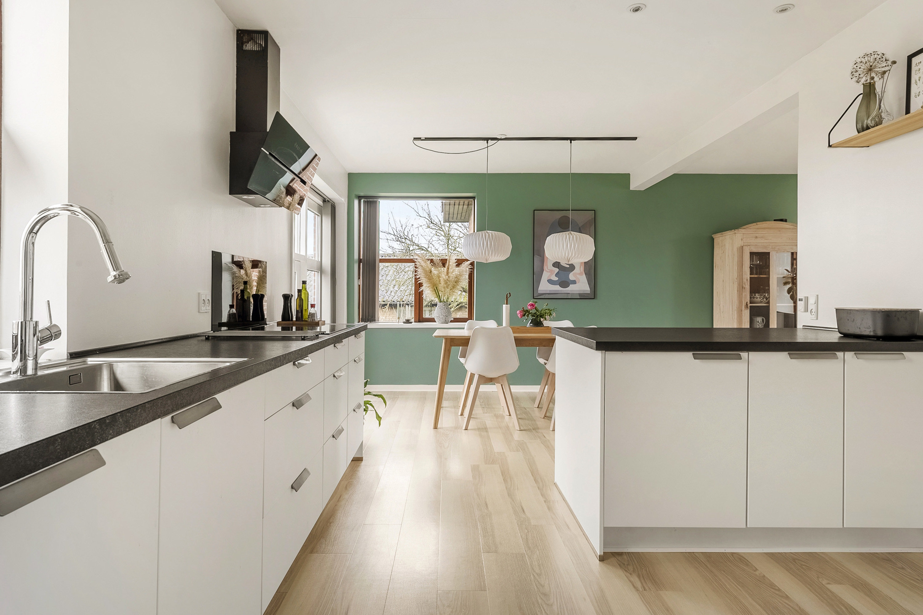 Fremhævet køkken billede i fuldskærmstilstand. Billede af Søndrevej 23, 8700 Horsens