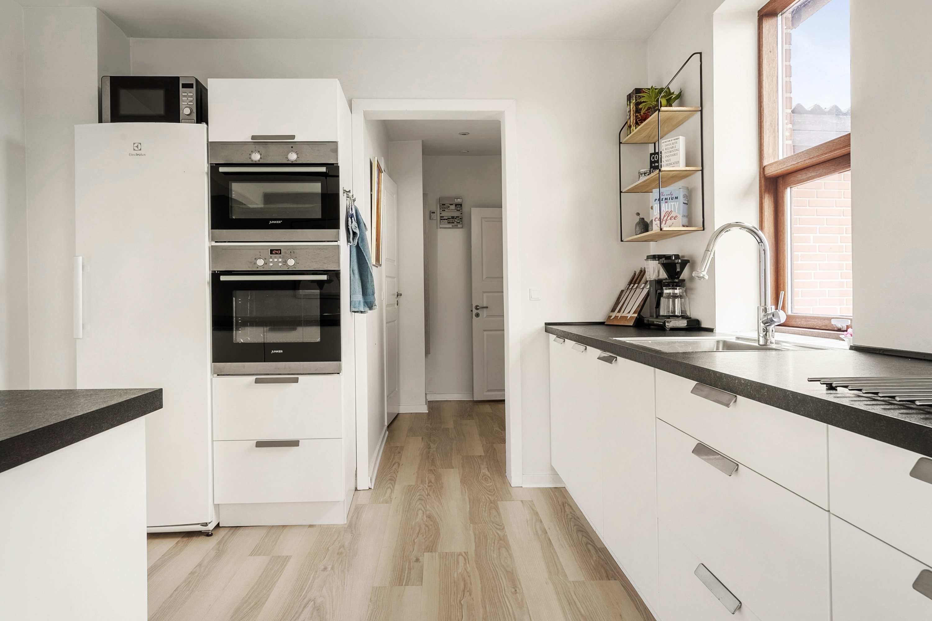 Fremhævet køkken billede i fuldskærmstilstand. Billede af Søndrevej 23, 8700 Horsens