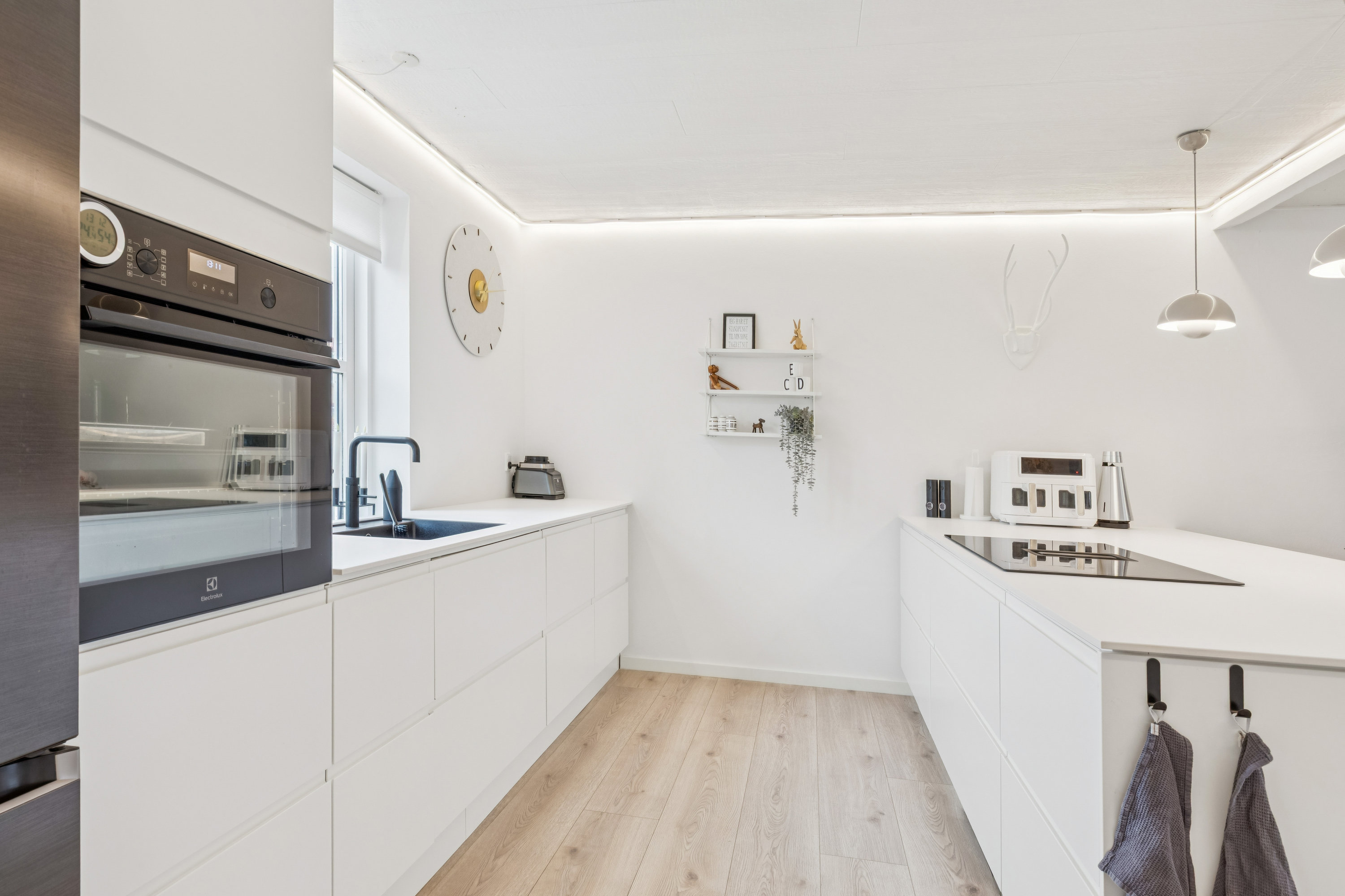 Fremhævet køkken billede i fuldskærmstilstand. Billede af Valmuebakken 6, 2625 Vallensbæk