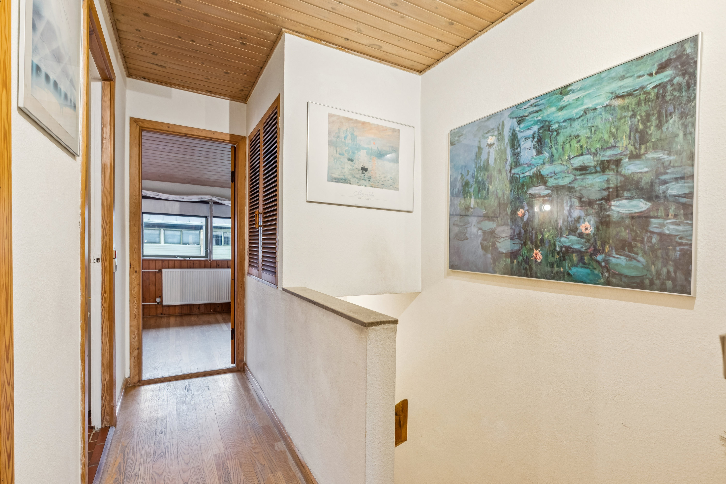 Fremhævet gang billede i fuldskærmstilstand. Billede af Egevangshusene 207, 2630 Taastrup