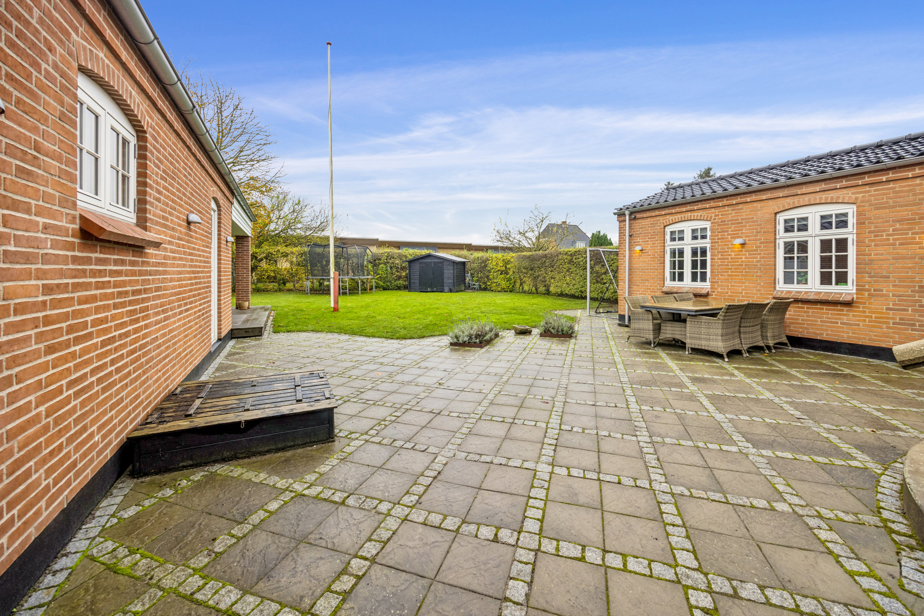 Fremhævet andet billede i fuldskærmstilstand. Billede af Røgildsvej 35, 9400 Nørresundby