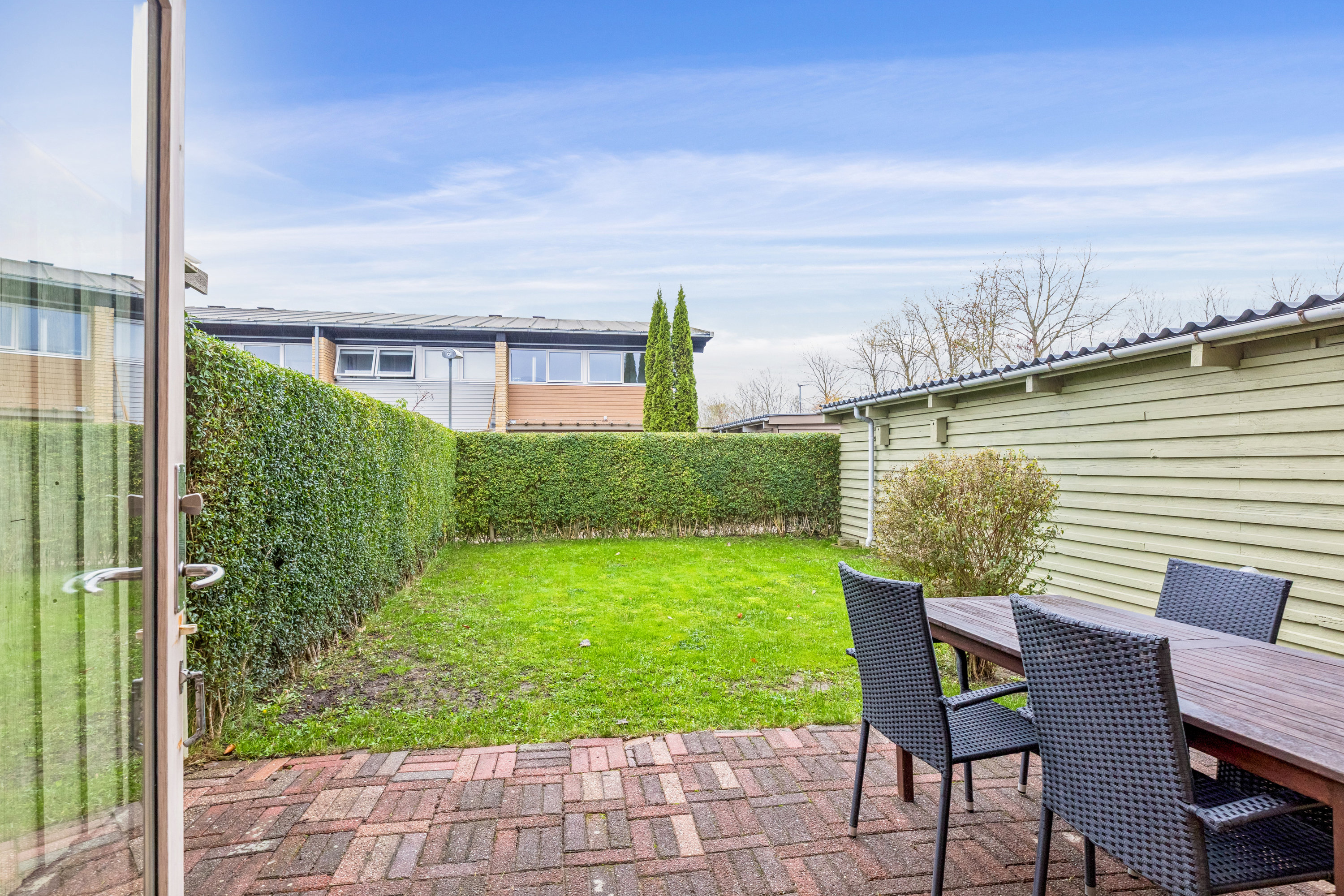 Fremhævet terrasse billede i fuldskærmstilstand. Billede af Egevangshusene 207, 2630 Taastrup