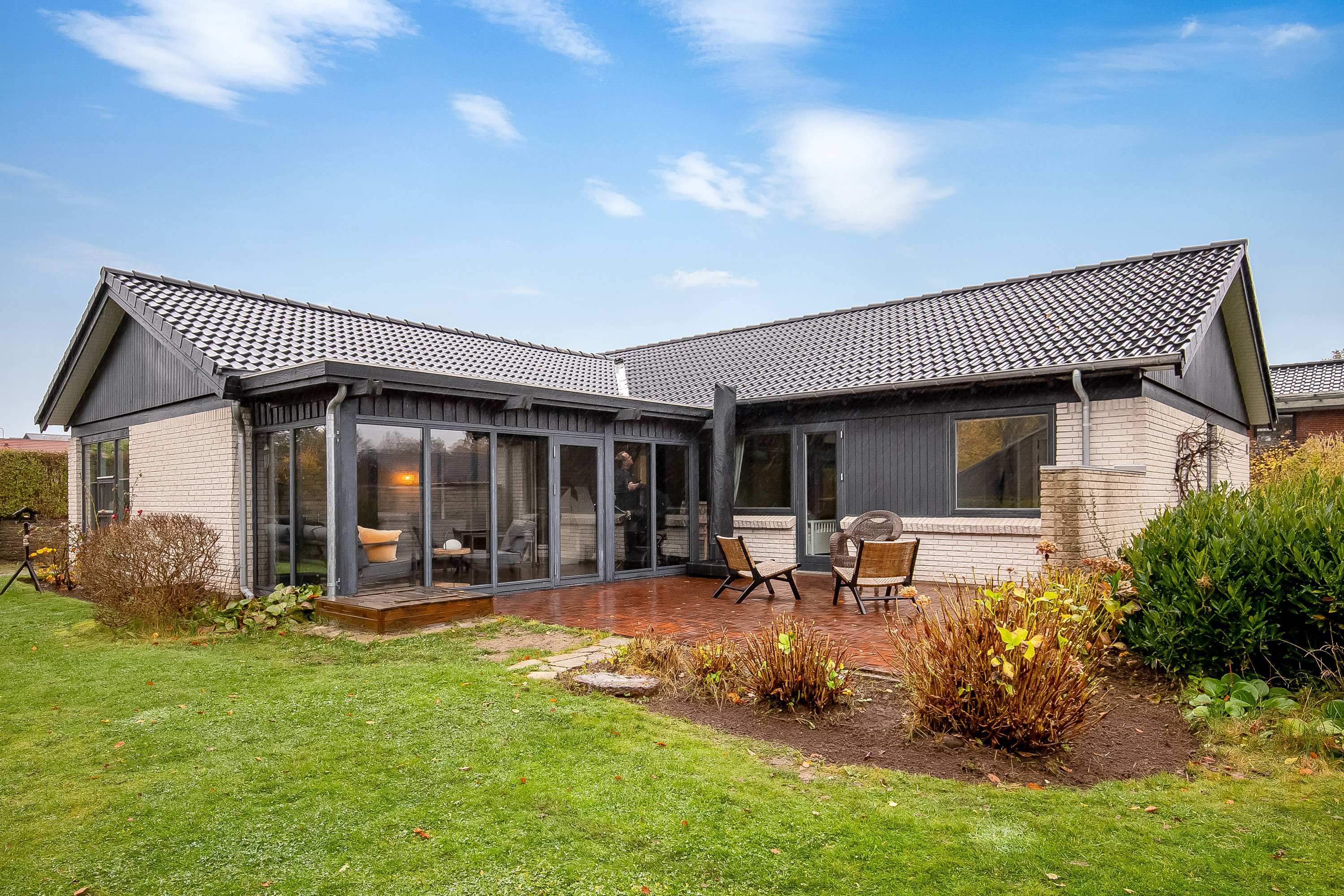 Fremhævet ejendommen billede i fuldskærmstilstand. Billede af Umanakvej 23, Søndermarken, 7100 Vejle