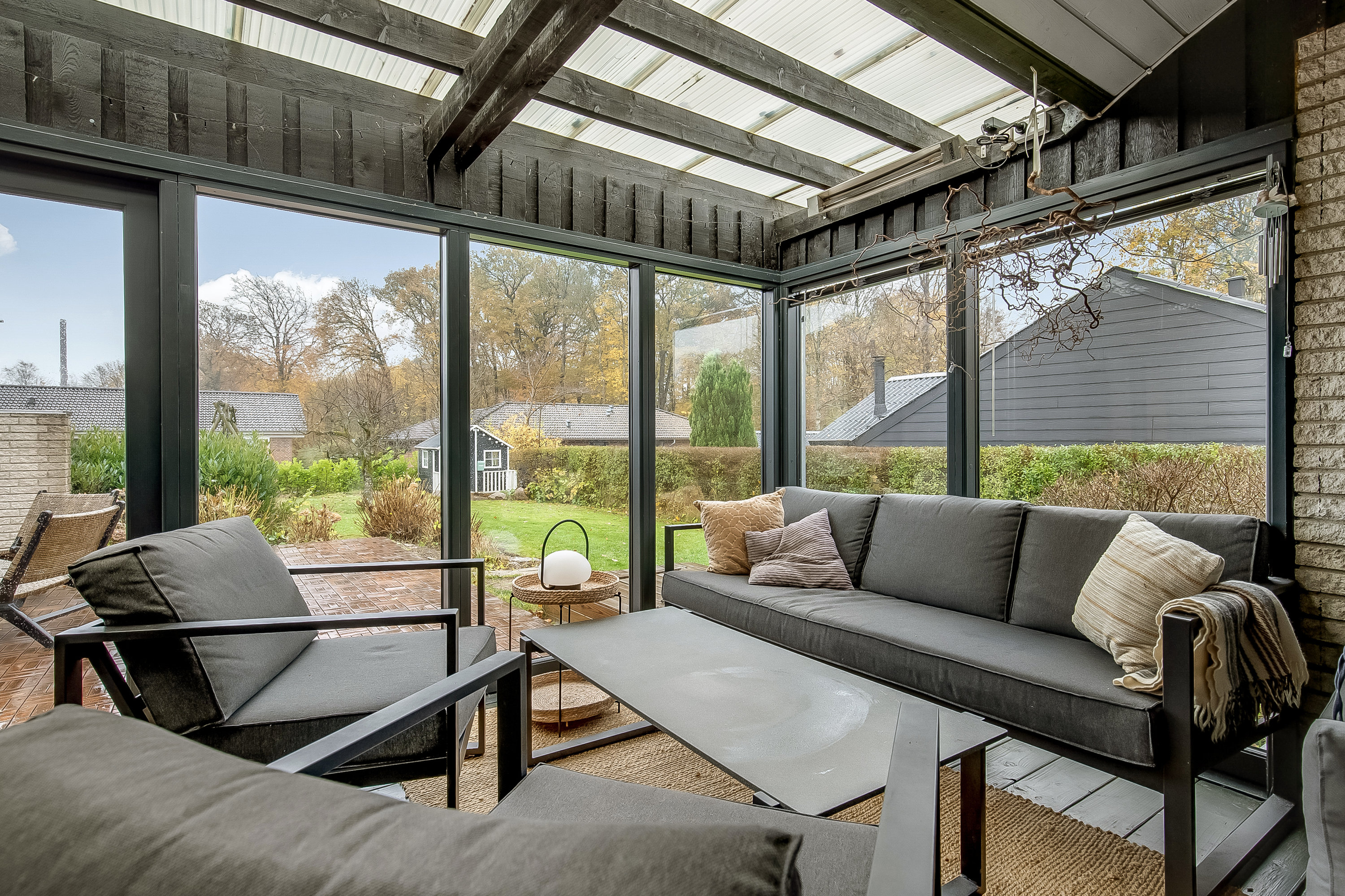 Fremhævet udestue billede i fuldskærmstilstand. Billede af Umanakvej 23, Søndermarken, 7100 Vejle