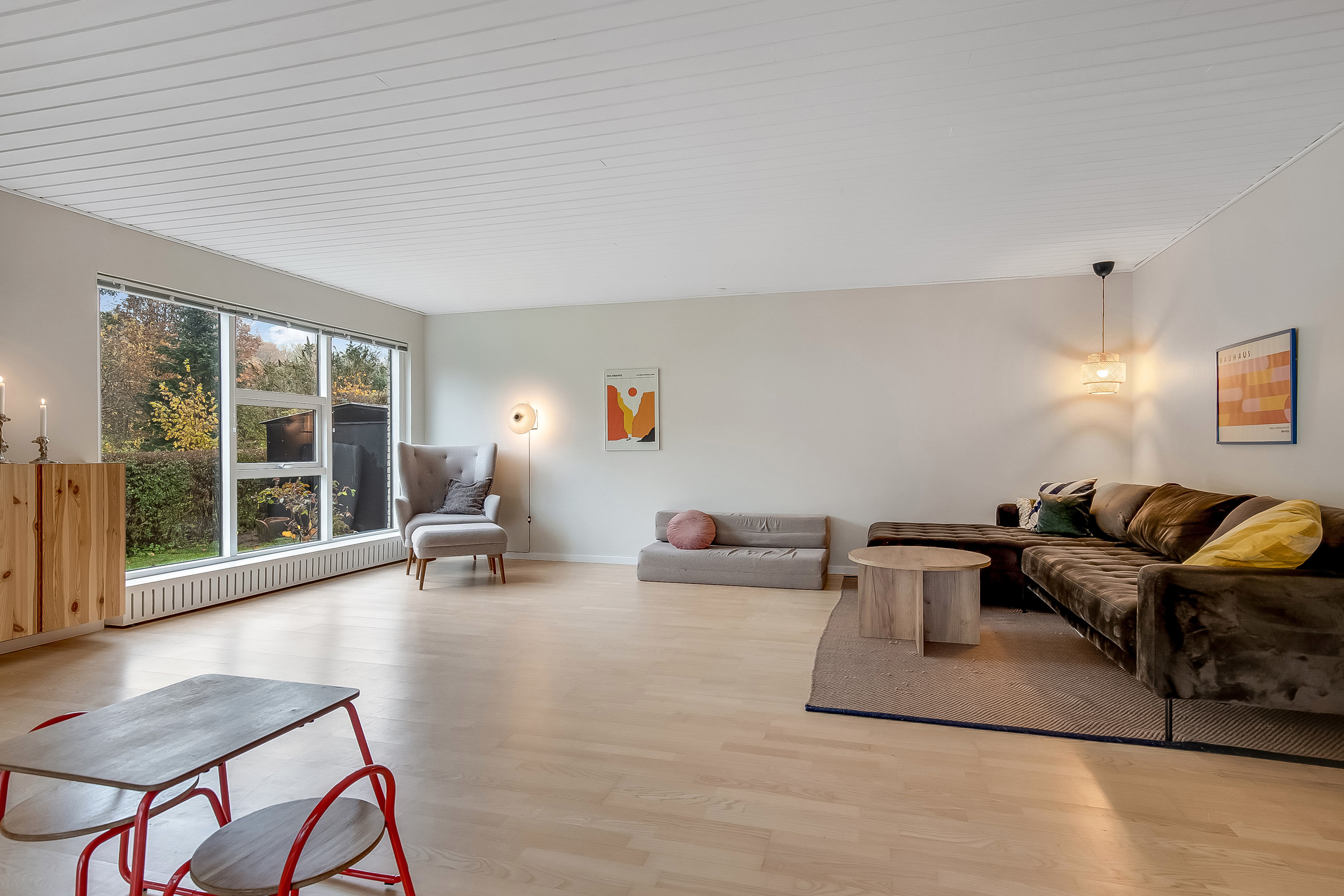 Fremhævet stue billede i fuldskærmstilstand. Billede af Umanakvej 23, Søndermarken, 7100 Vejle