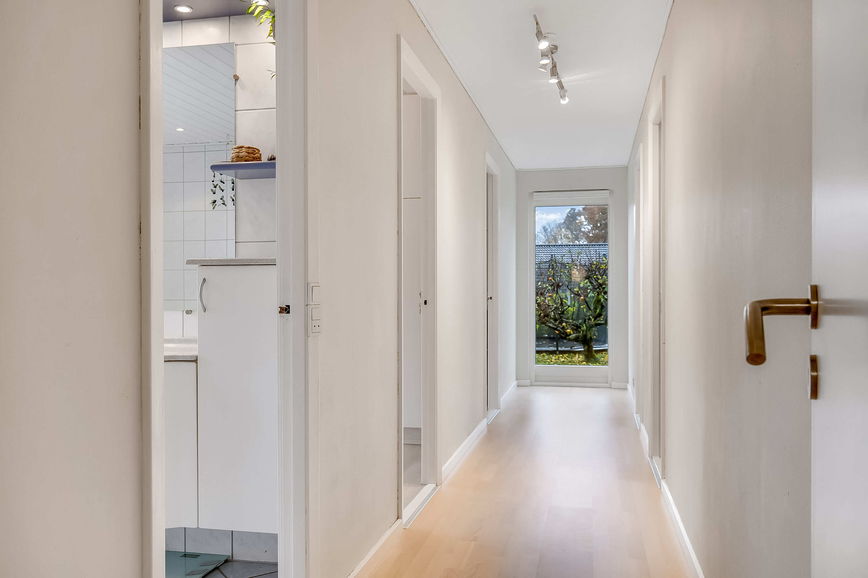 Fremhævet gang billede i fuldskærmstilstand. Billede af Umanakvej 23, Søndermarken, 7100 Vejle