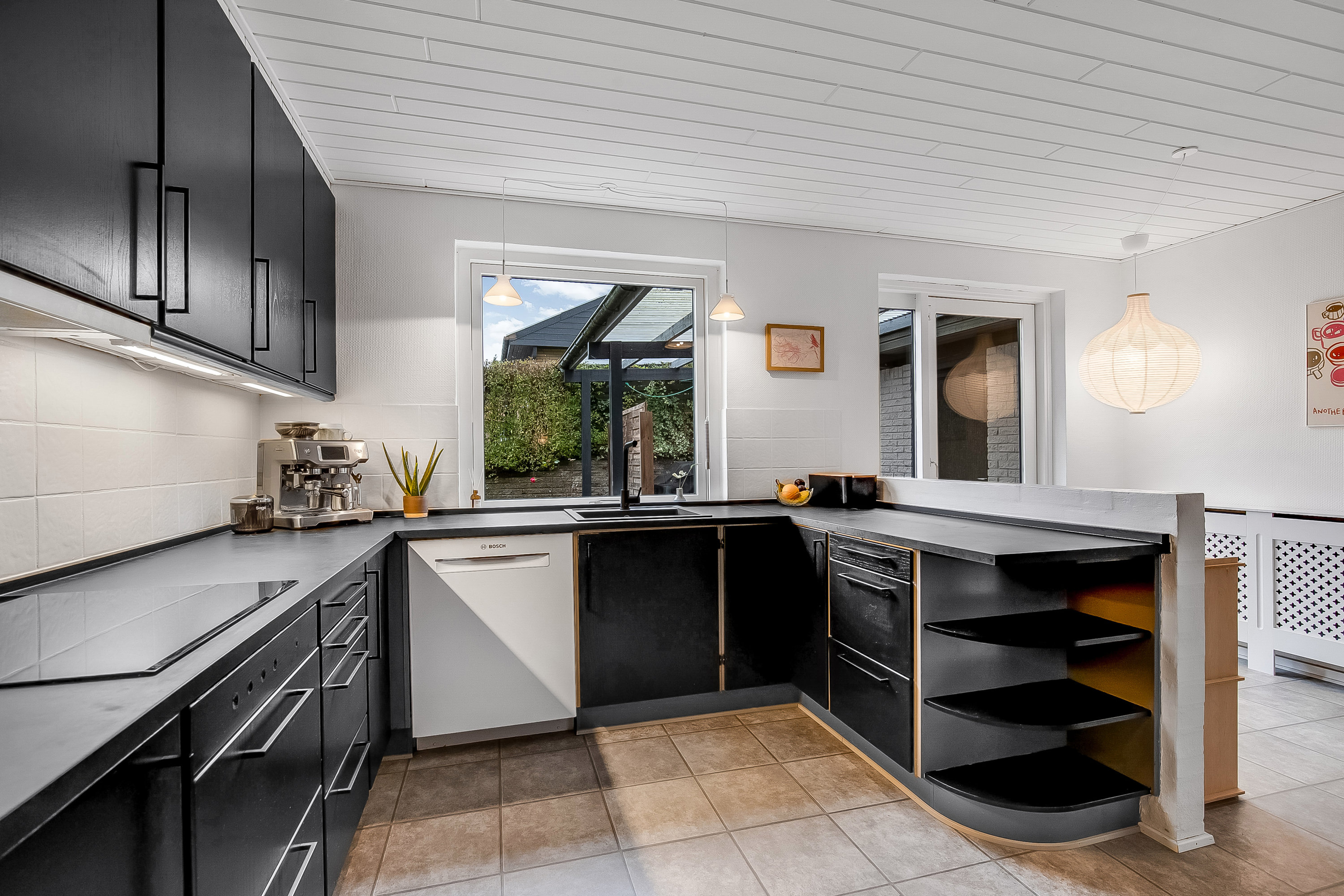 Fremhævet køkken alrum billede i fuldskærmstilstand. Billede af Umanakvej 23, Søndermarken, 7100 Vejle