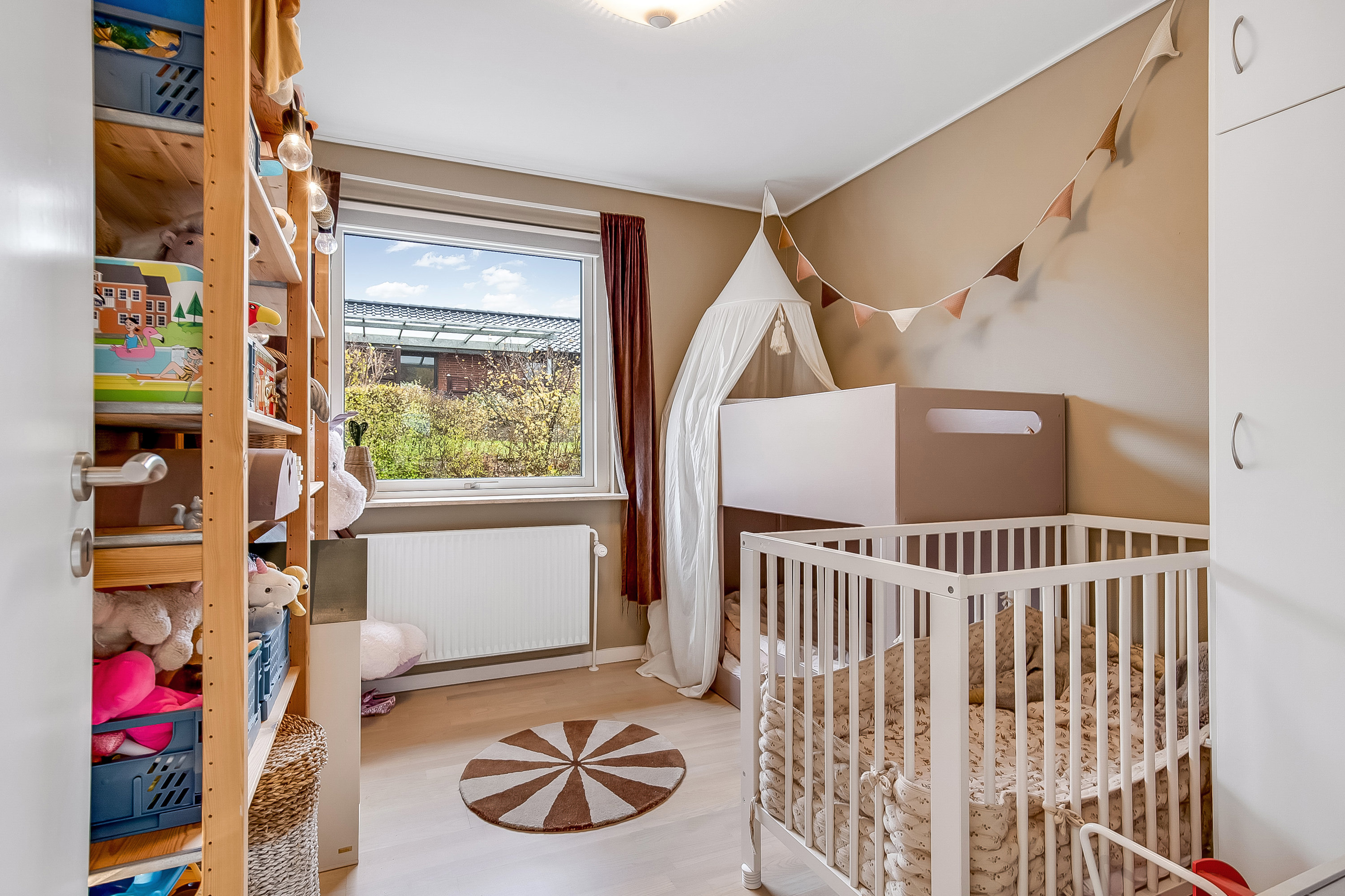 Fremhævet værelse billede i fuldskærmstilstand. Billede af Umanakvej 23, Søndermarken, 7100 Vejle