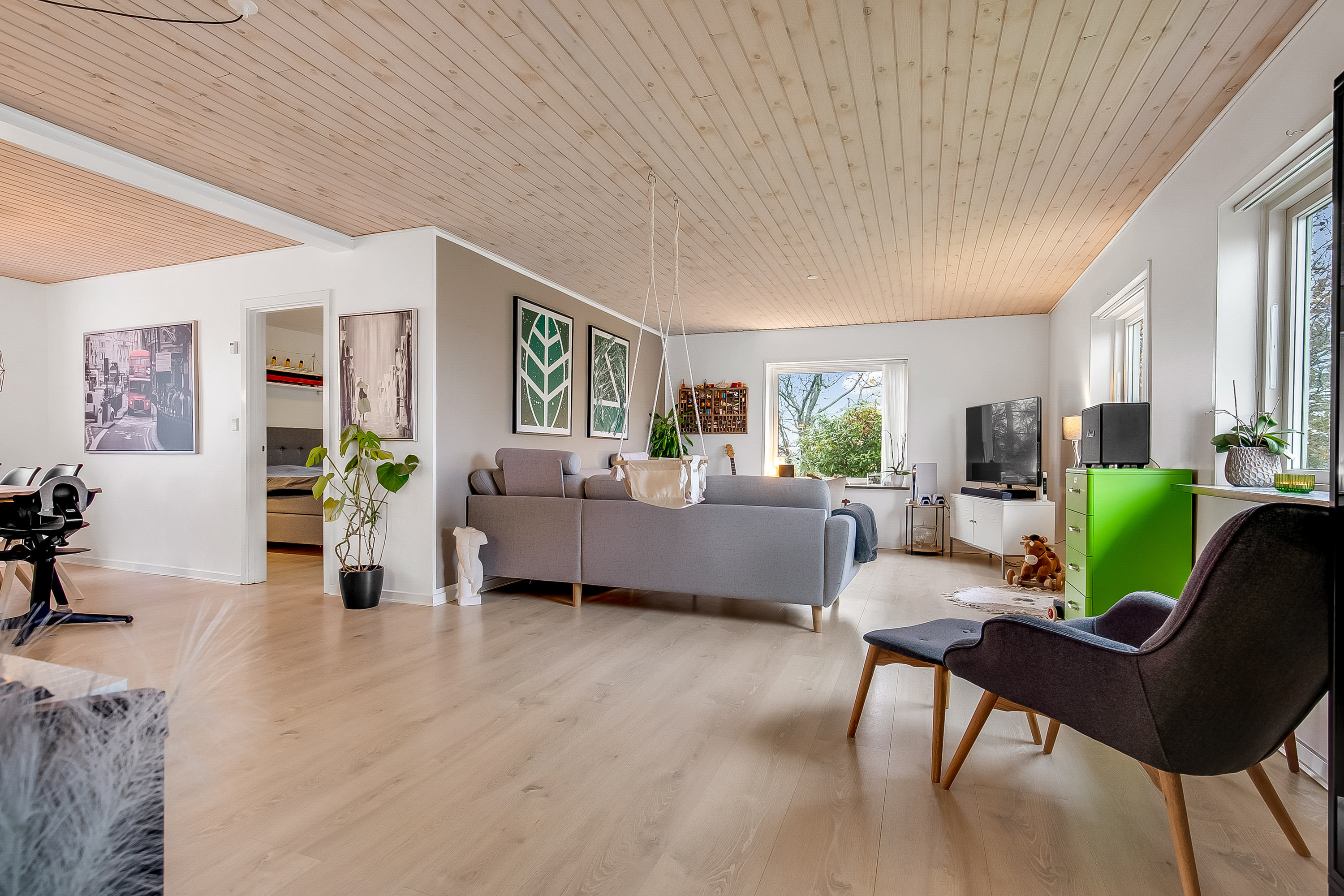 Fremhævet stue billede i fuldskærmstilstand. Billede af Solskovvej 19, Hornstrup Mølleby, 7100 Vejle