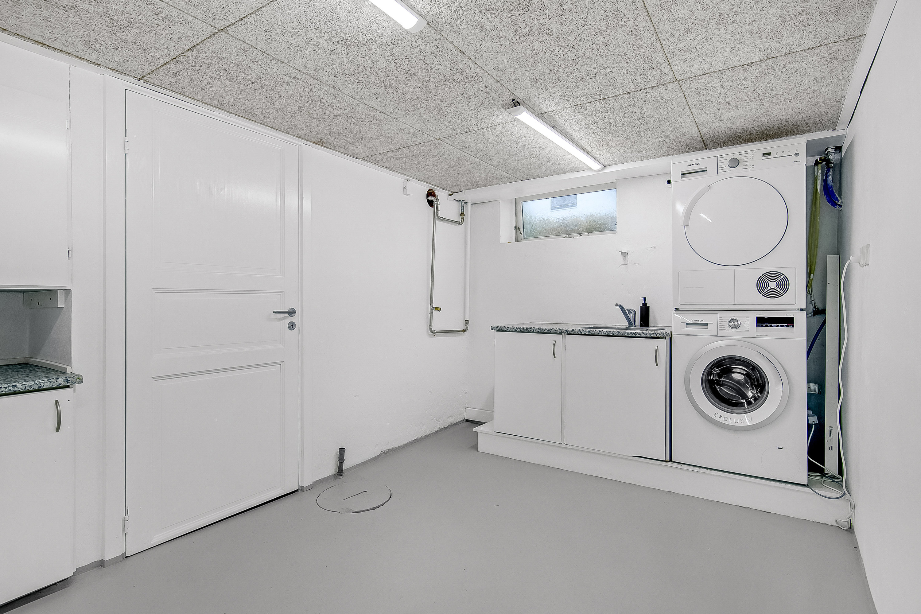 Fremhævet vaskerum billede i fuldskærmstilstand. Billede af Solskovvej 19, Hornstrup Mølleby, 7100 Vejle