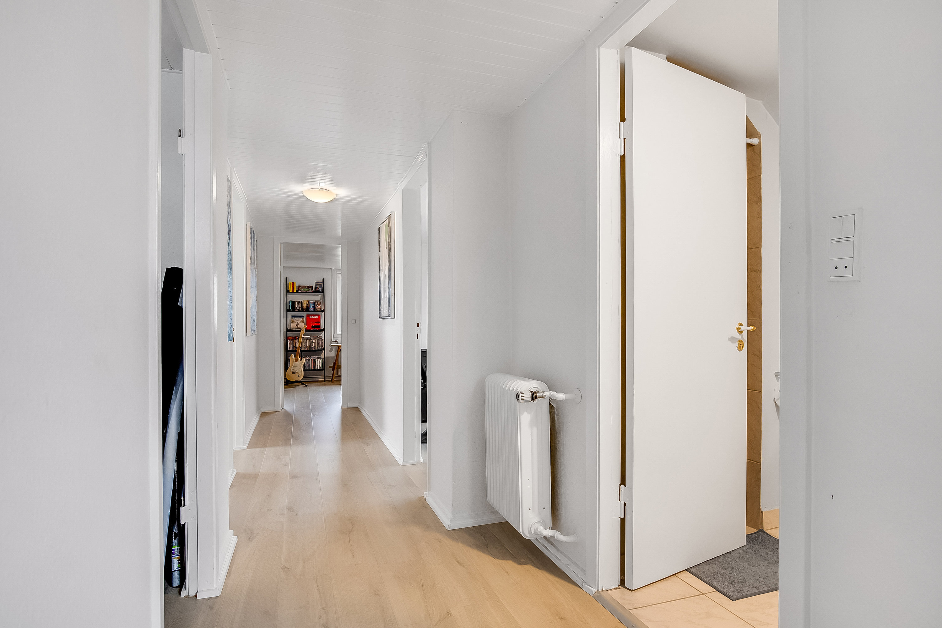 Fremhævet gang billede i fuldskærmstilstand. Billede af Solskovvej 19, Hornstrup Mølleby, 7100 Vejle