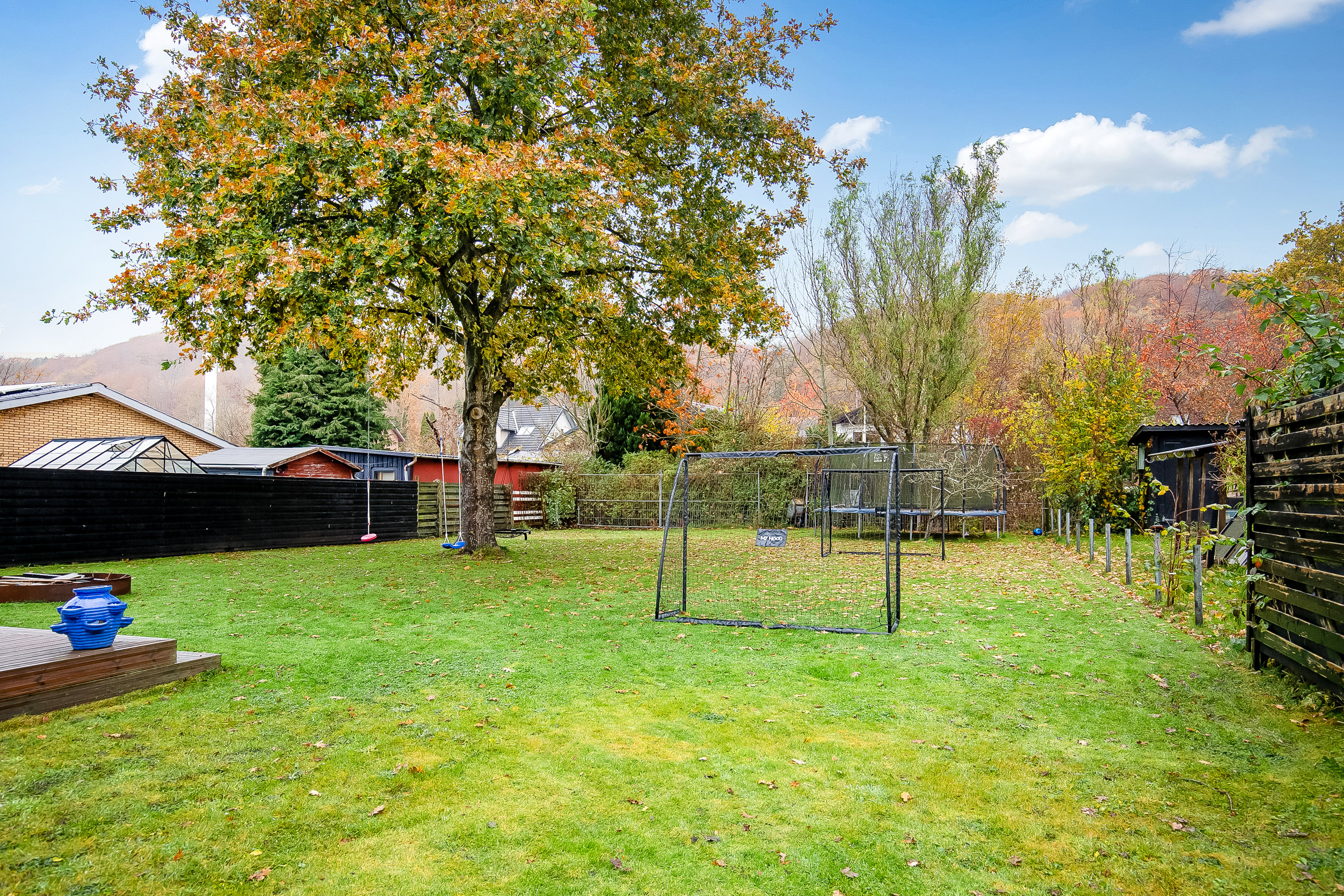 Fremhævet have billede i fuldskærmstilstand. Billede af Danasvej 10, Vestbyen, 7100 Vejle