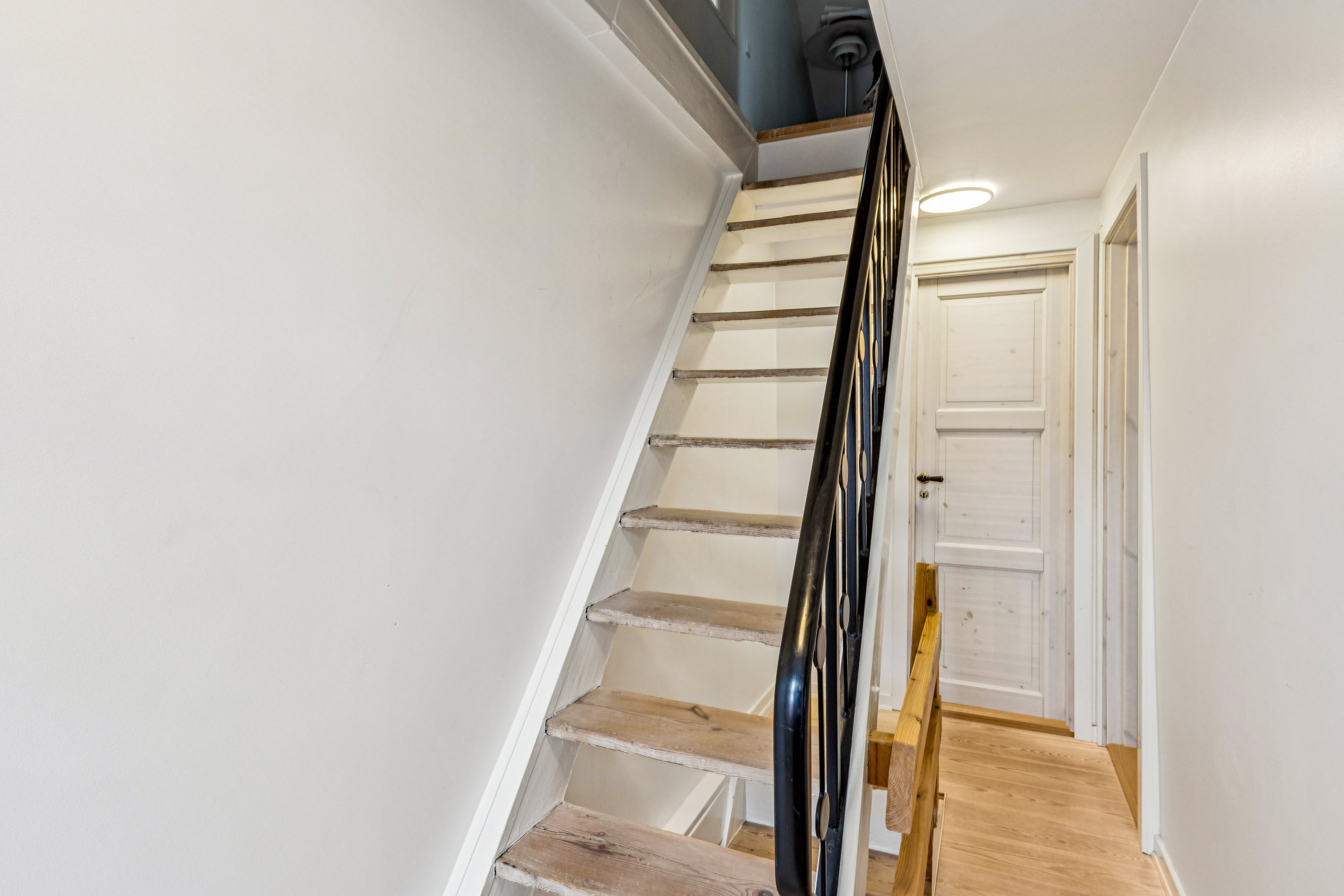 Fremhævet trappe billede i fuldskærmstilstand. Billede af Bispegade 13, 6760 Ribe