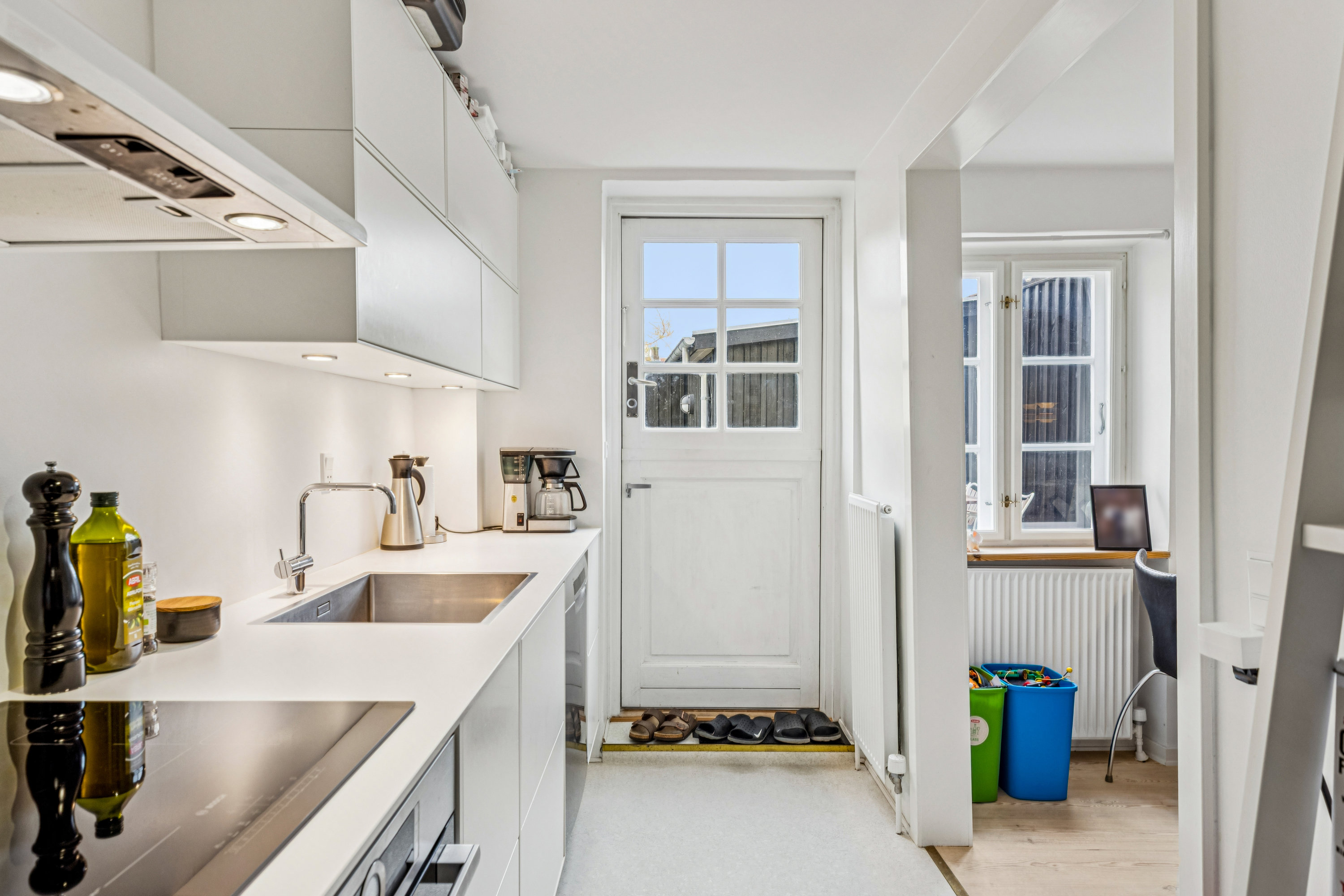 Fremhævet køkken billede i fuldskærmstilstand. Billede af Bispegade 13, 6760 Ribe