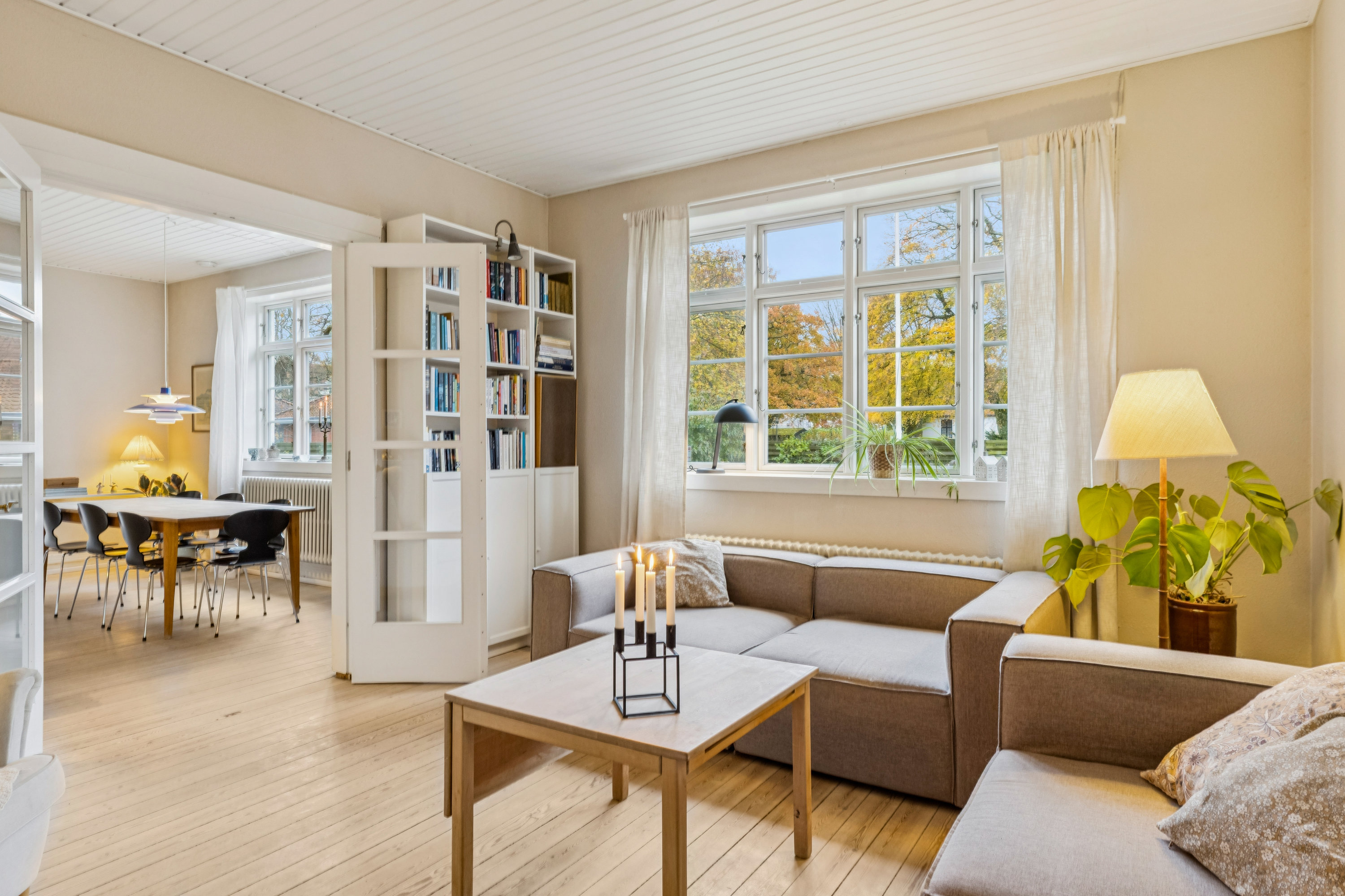 Fremhævet stue billede i fuldskærmstilstand. Billede af Tangevej 2, 6760 Ribe