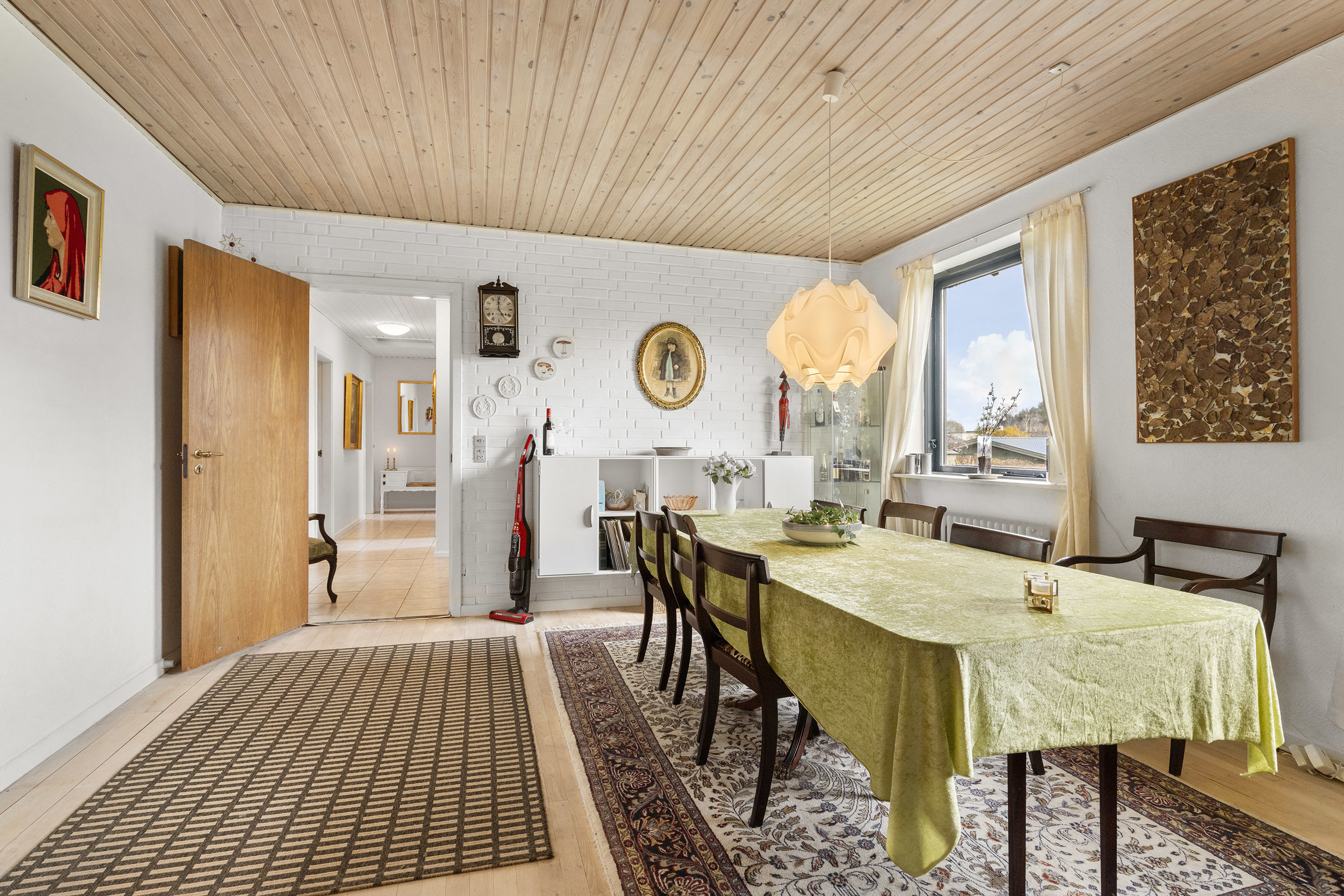 Fremhævet stue billede i fuldskærmstilstand. Billede af Ansgarsvej 2, 9600 Aars