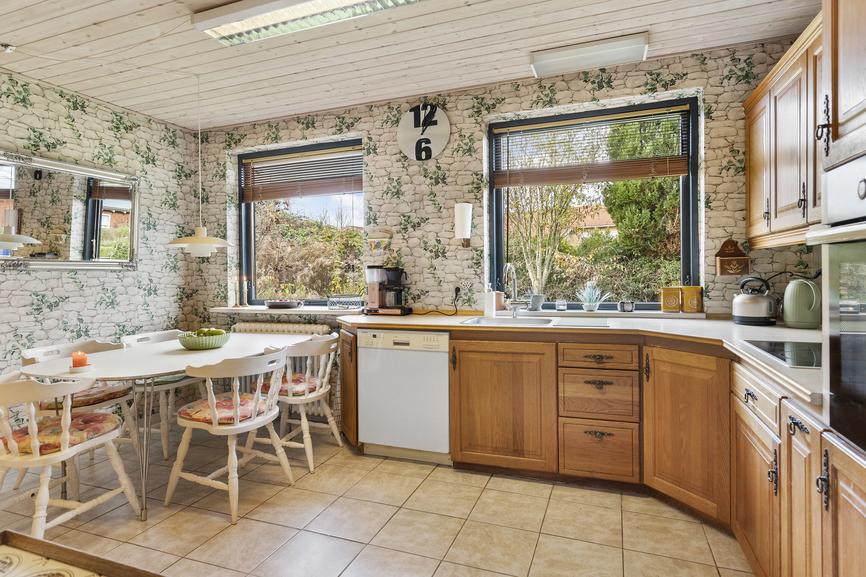 Fremhævet køkken billede i fuldskærmstilstand. Billede af Ansgarsvej 2, 9600 Aars