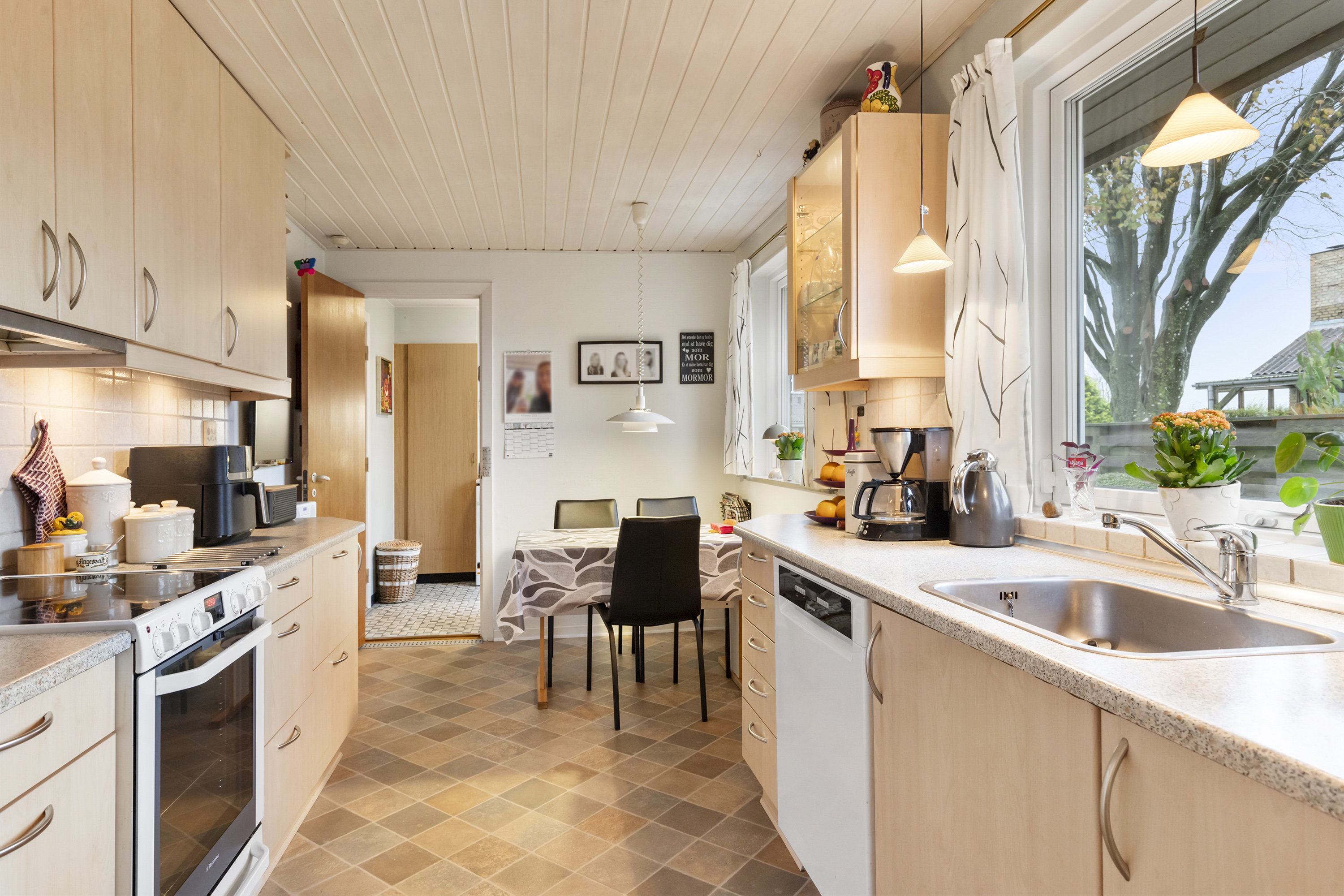 Miniaturebillede 2: køkken. Billede af Birkagervej 16, 9740 Jerslev J