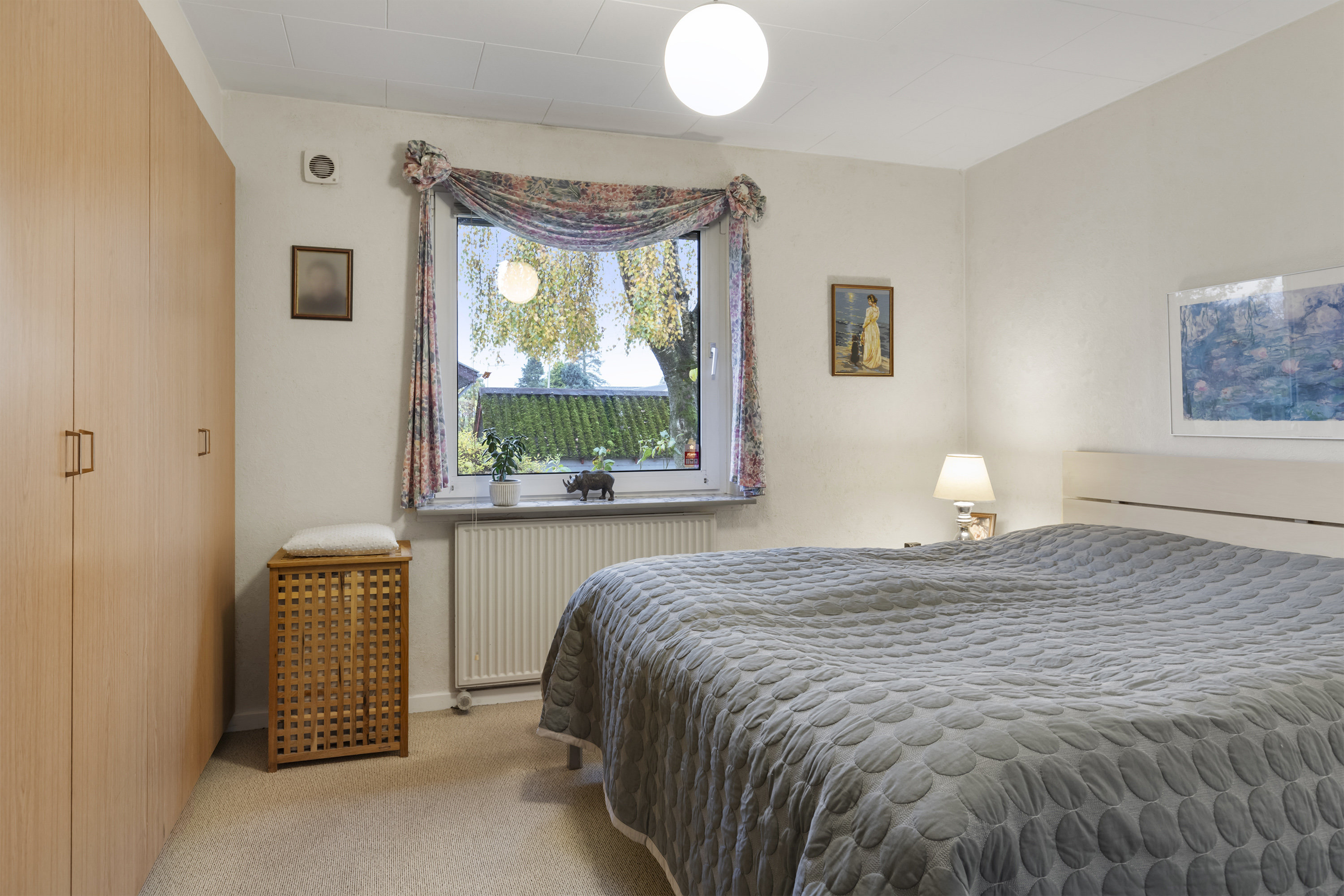 Fremhævet soveværelse billede i fuldskærmstilstand. Billede af Birkagervej 16, 9740 Jerslev J