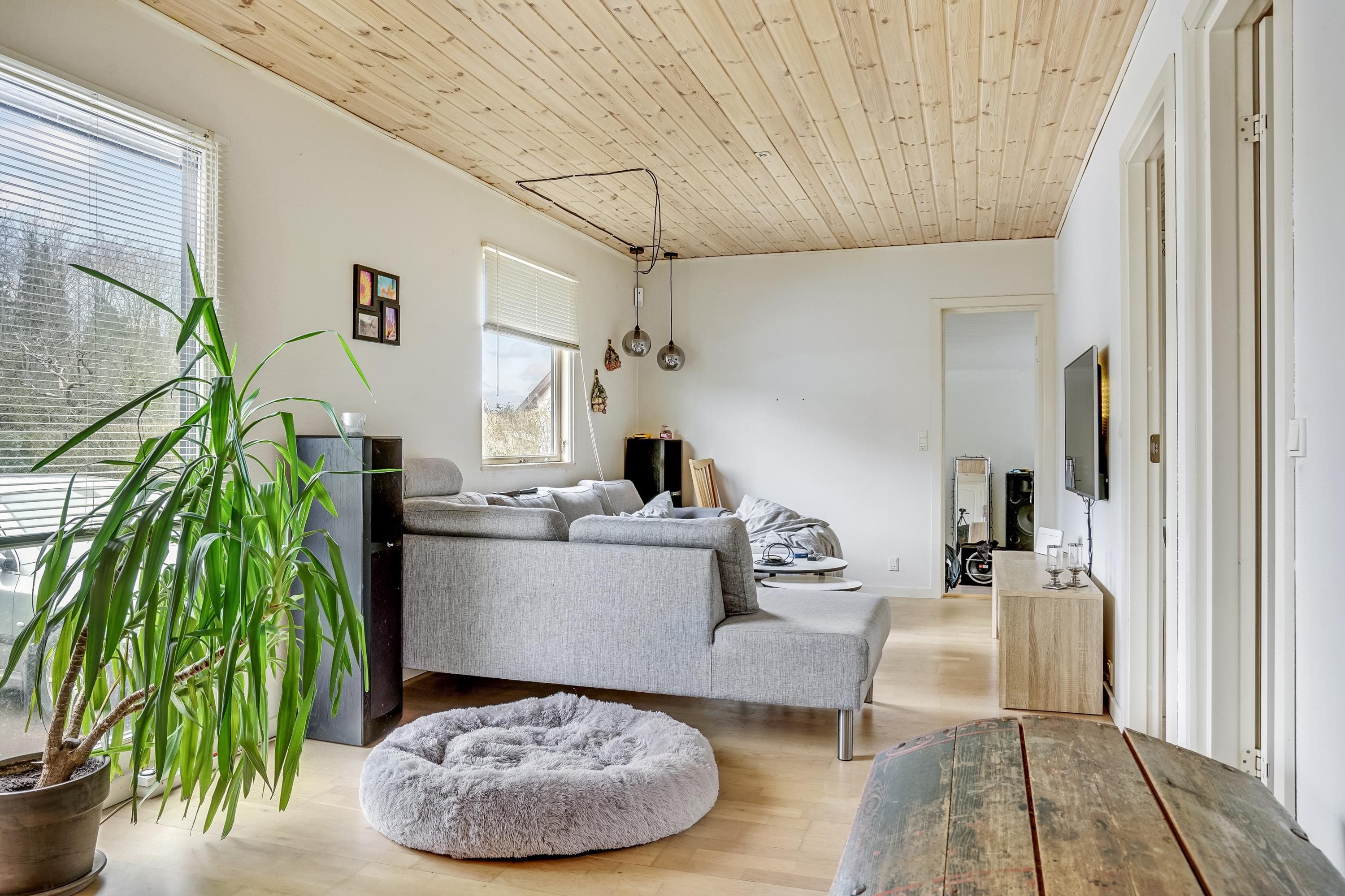 Fremhævet stue billede i fuldskærmstilstand. Billede af Uggerslevvej 35B, Uggerslev, 5450 Otterup