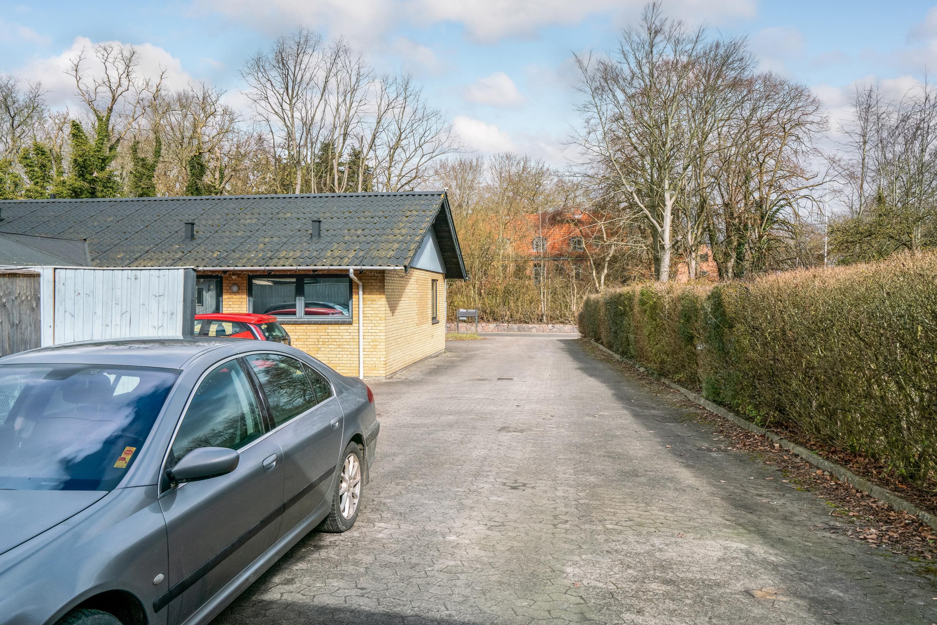 Fremhævet indkørsel billede i fuldskærmstilstand. Billede af Uggerslevvej 35B, Uggerslev, 5450 Otterup