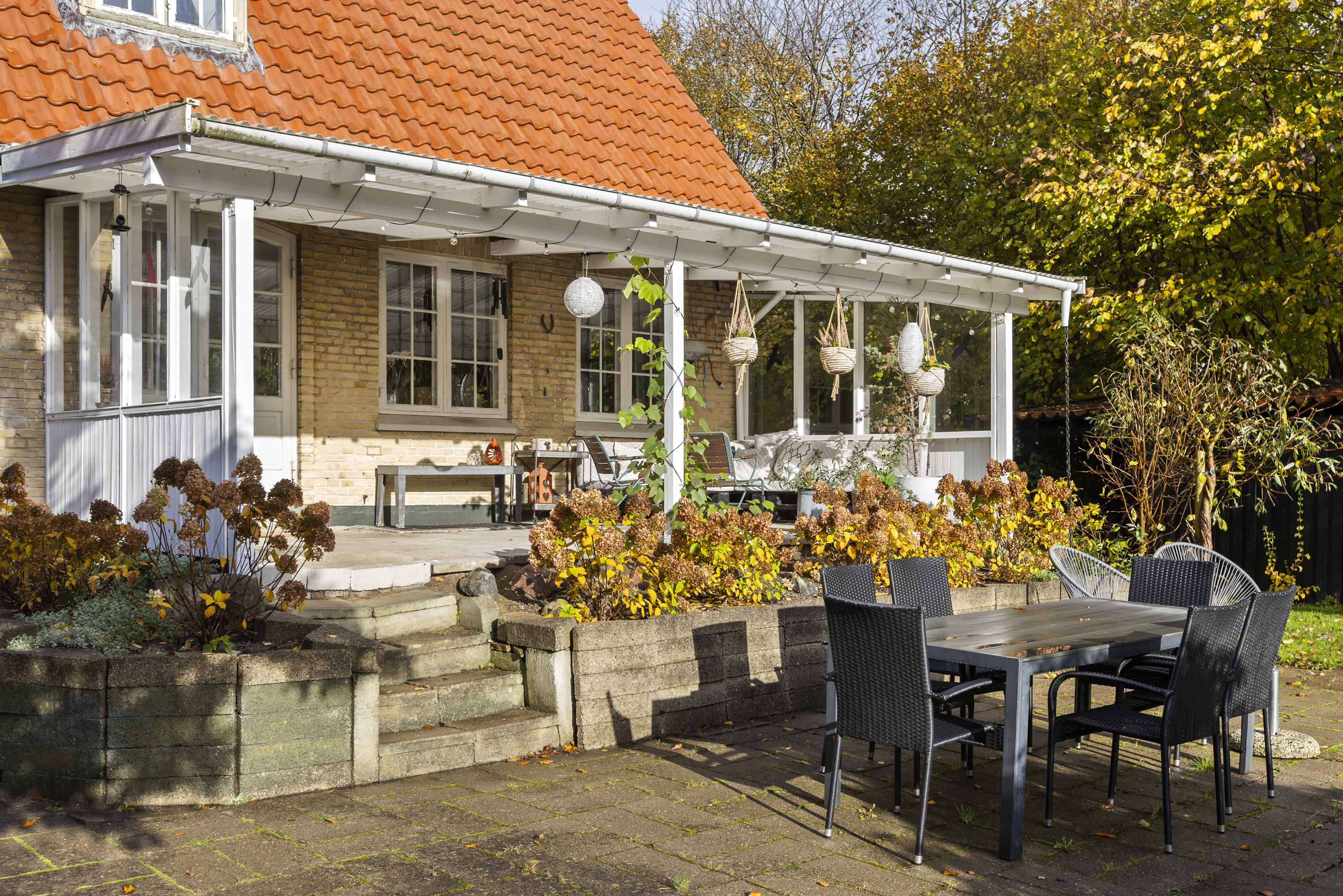 Fremhævet terrasse billede i fuldskærmstilstand. Billede af Rønnebærvej 6, 4293 Dianalund