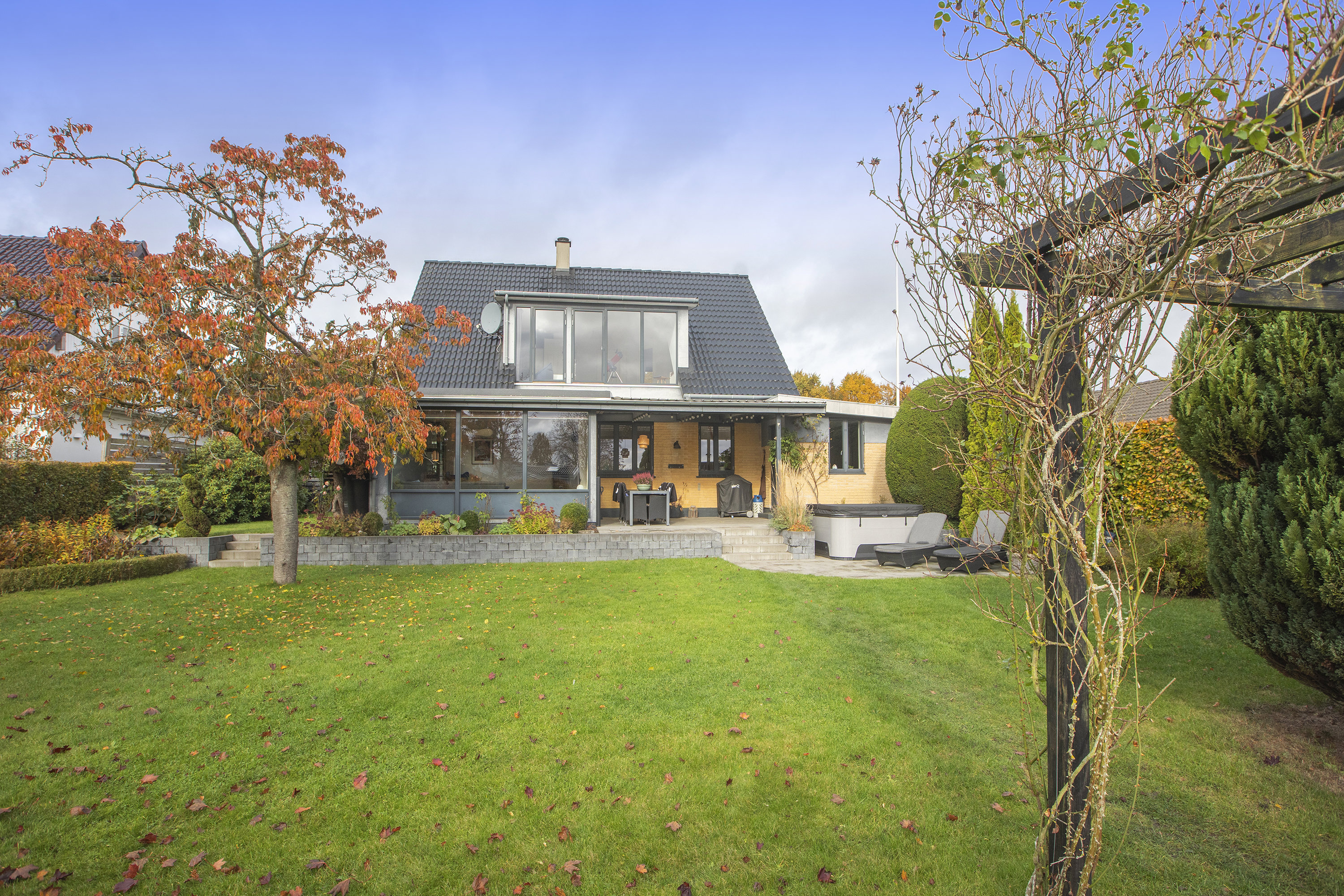 Fremhævet have billede i fuldskærmstilstand. Billede af Ellekildevej 29, 2740 Skovlunde