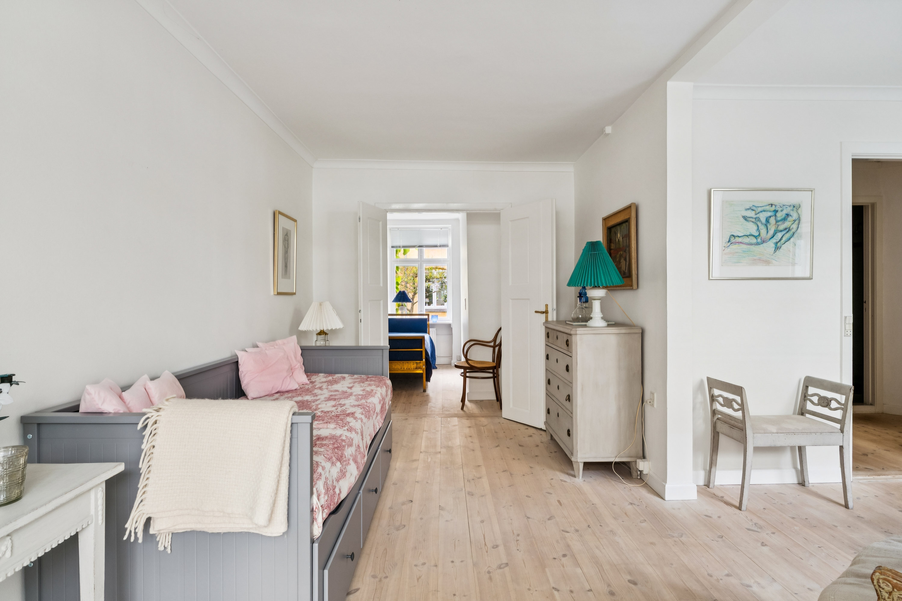 Fremhævet stue billede i fuldskærmstilstand. Billede af Strynøgade 4, st.. tv., 2100 København Ø