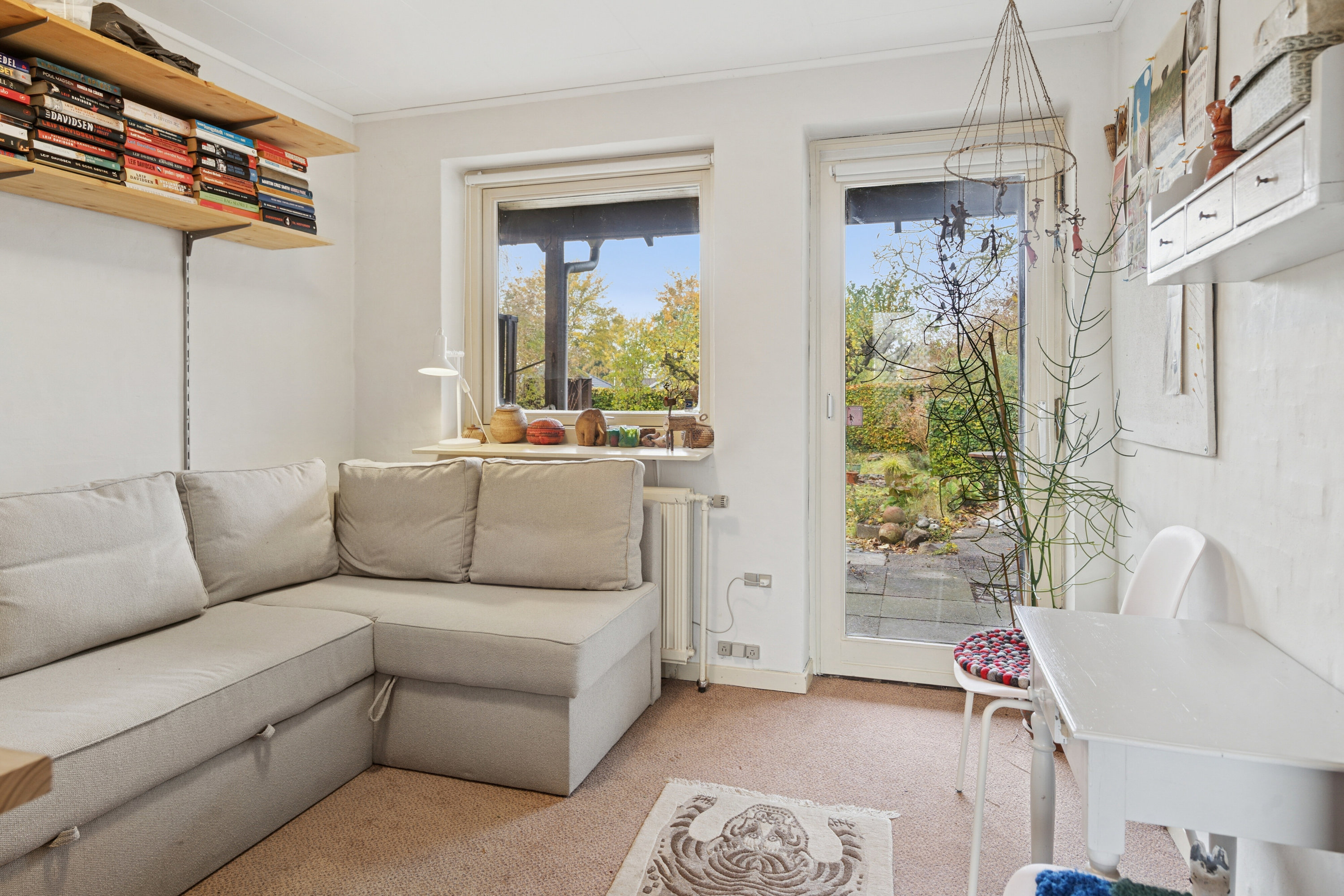 Fremhævet stue billede i fuldskærmstilstand. Billede af Ølunden 9, 5330 Munkebo