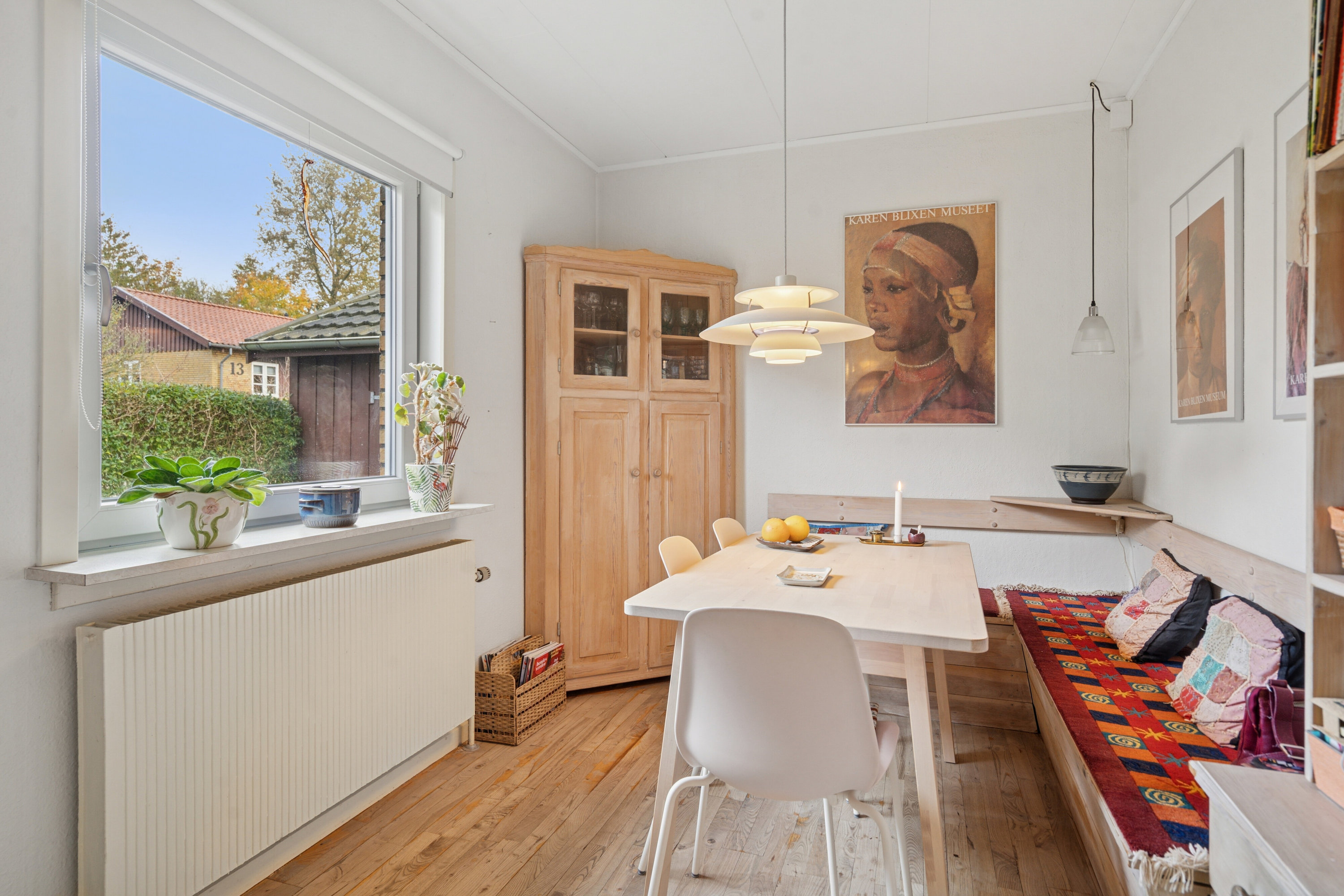 Fremhævet stue billede i fuldskærmstilstand. Billede af Ølunden 9, 5330 Munkebo