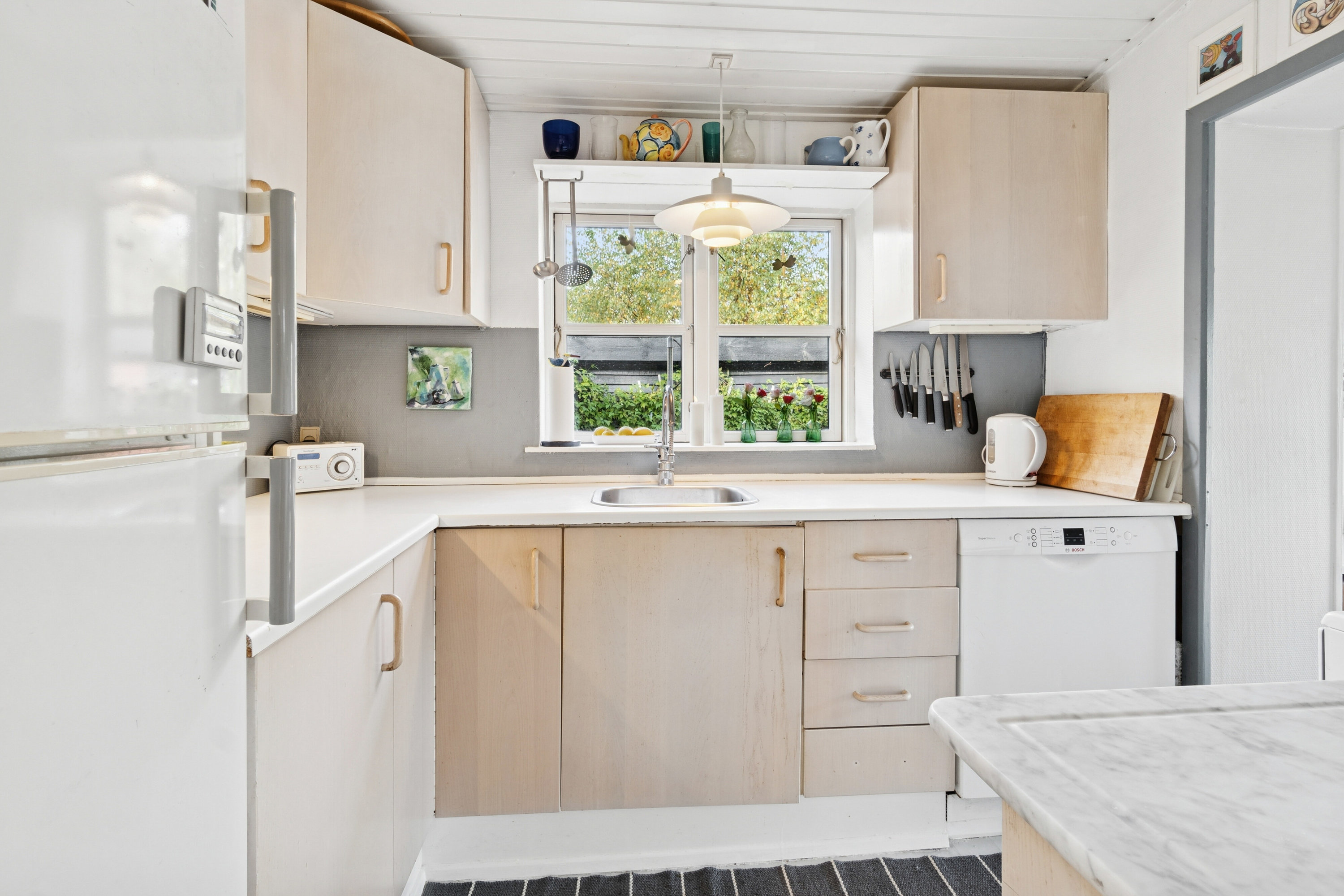 Fremhævet køkken billede i fuldskærmstilstand. Billede af Nakke Kirkevej 2, 4581 Rørvig