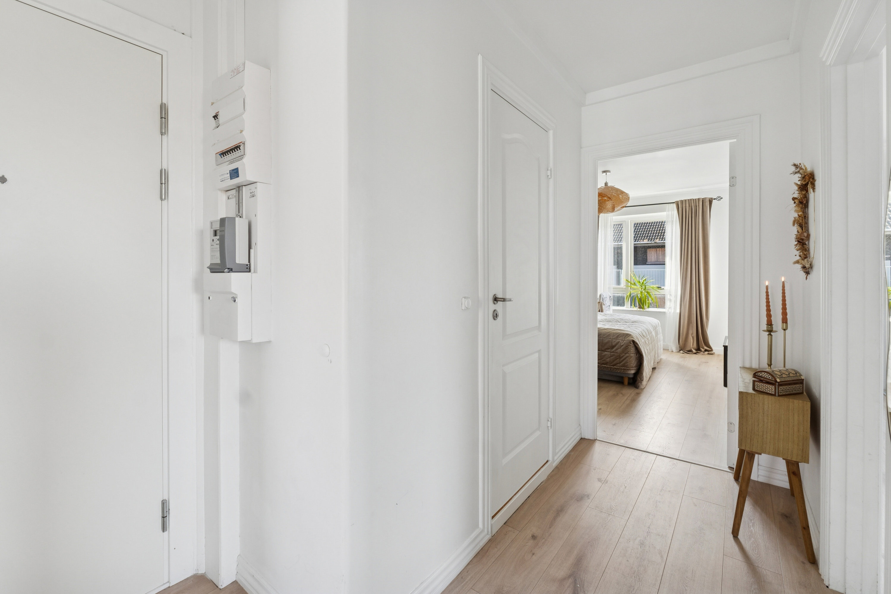 Fremhævet gang billede i fuldskærmstilstand. Billede af Hovedvejen 180, 2. th., 2600 Glostrup