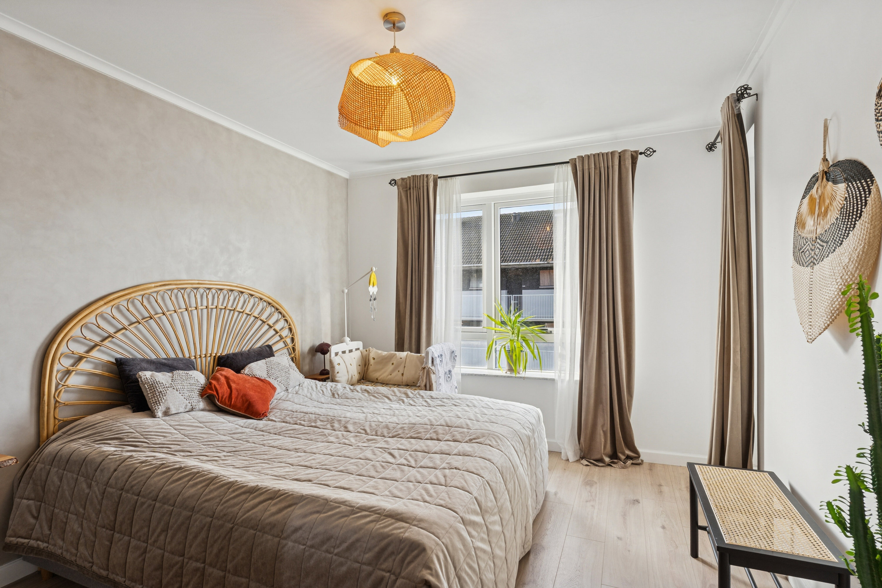 Fremhævet soveværelse billede i fuldskærmstilstand. Billede af Hovedvejen 180, 2. th., 2600 Glostrup