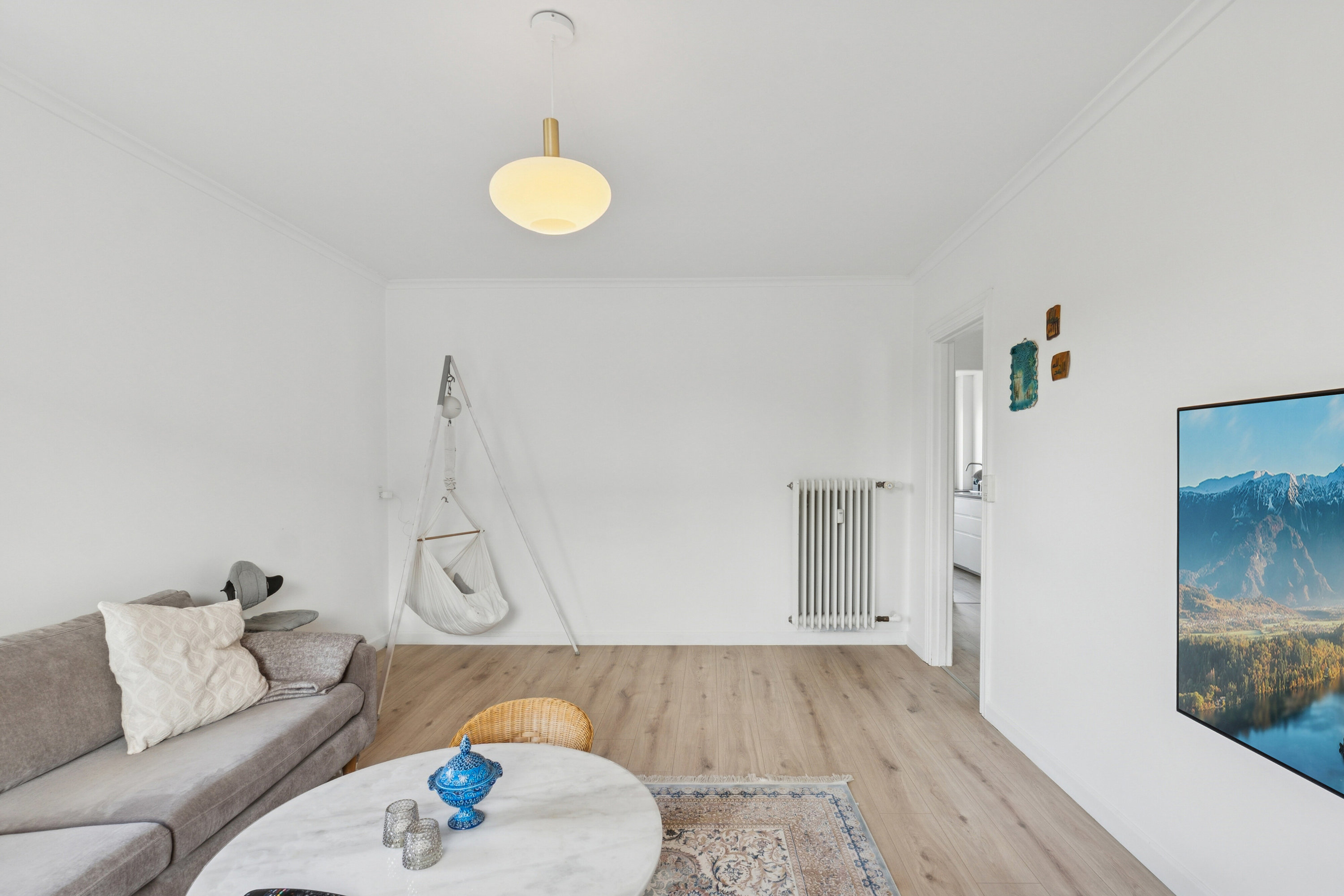 Fremhævet stue billede i fuldskærmstilstand. Billede af Hovedvejen 180, 2. th., 2600 Glostrup