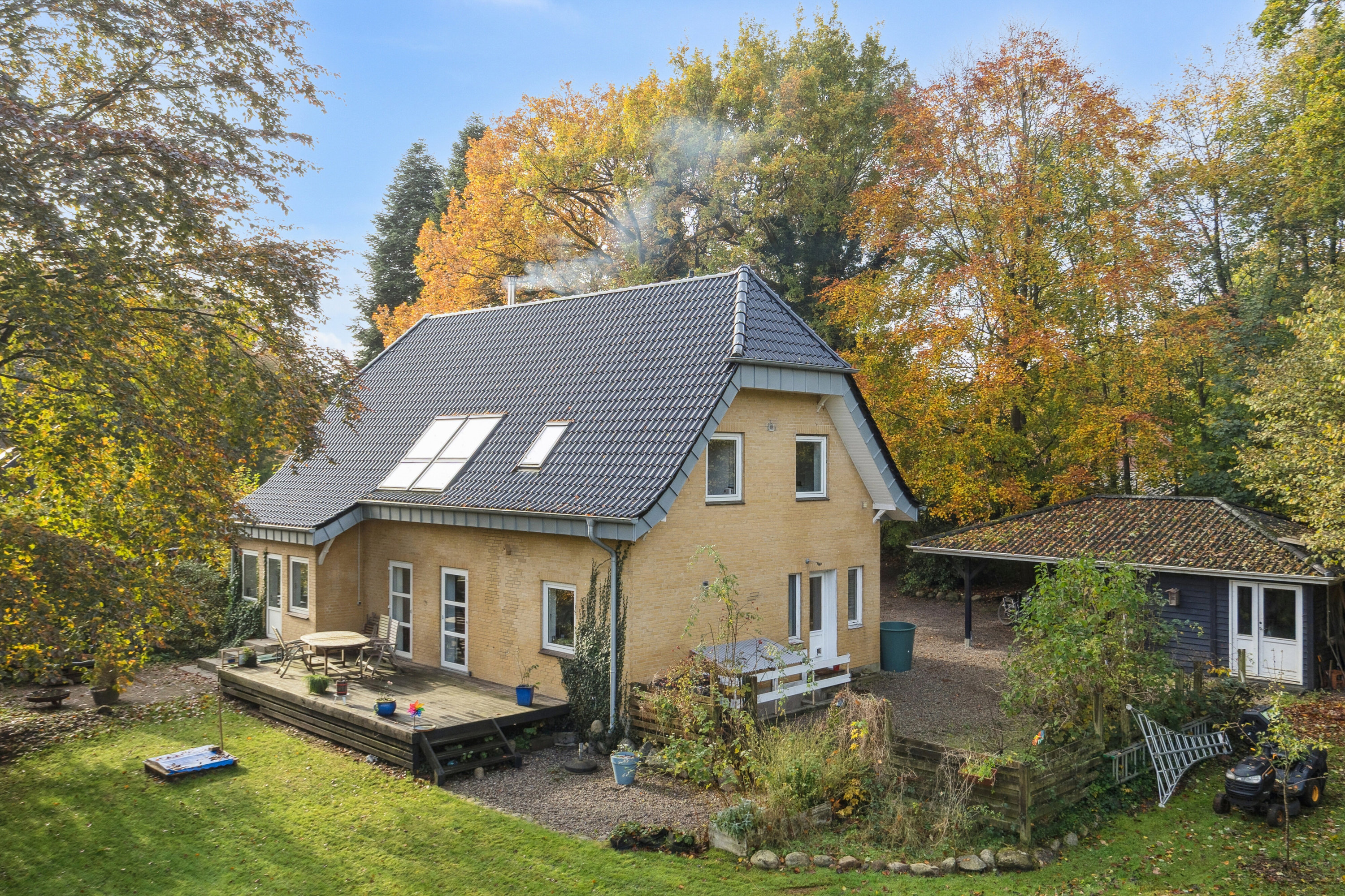 Fremhævet set fra vejen billede i fuldskærmstilstand. Billede af Vinkelvej 17, Kollund, 6340 Kruså