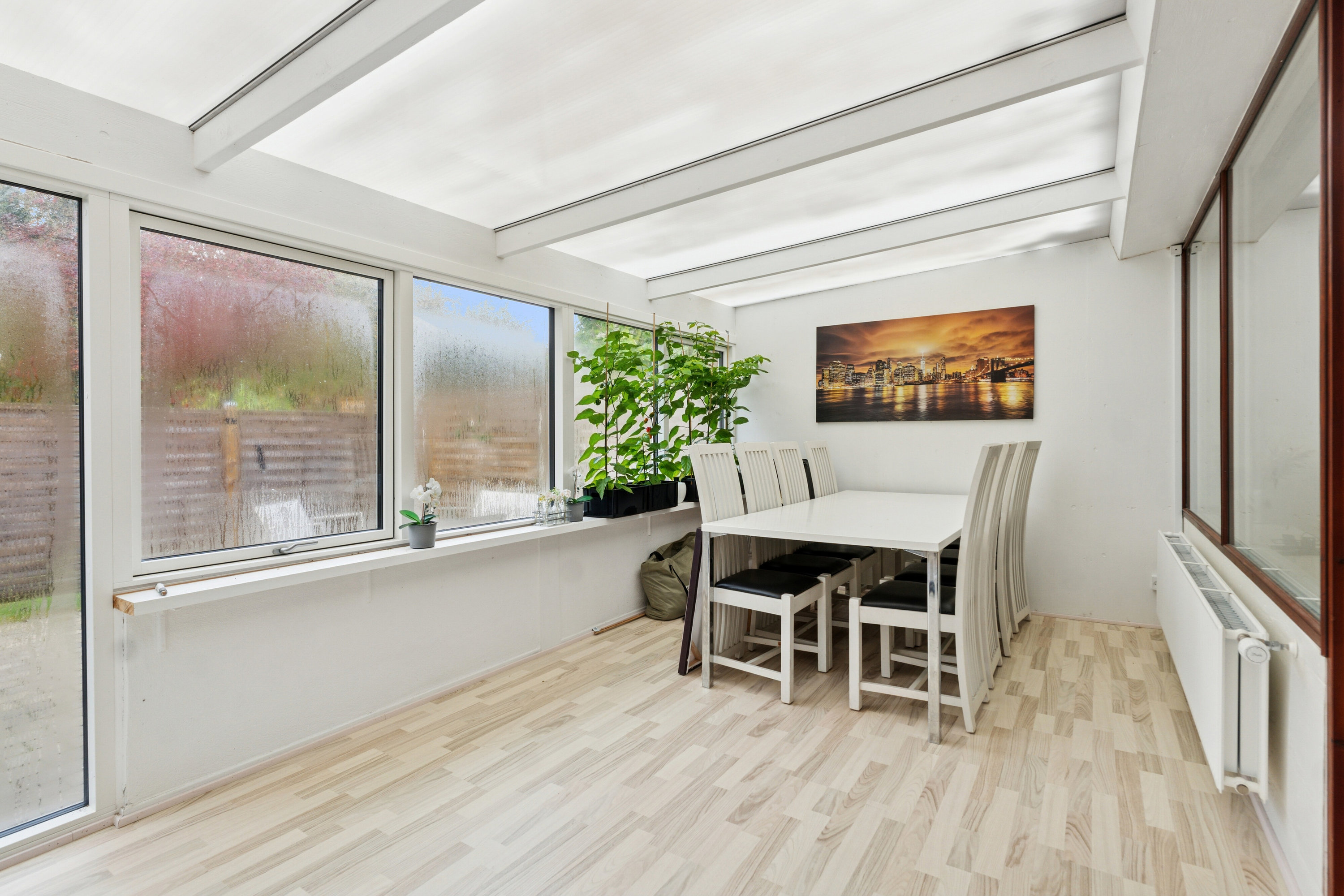 Fremhævet spisestue billede i fuldskærmstilstand. Billede af Arreskovvænget 20, 5230 Odense M