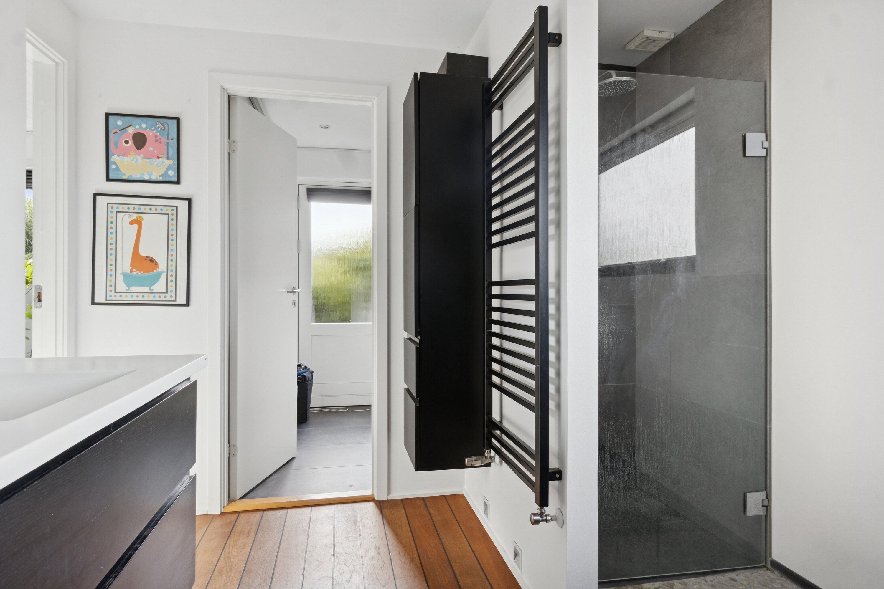 Fremhævet badeværelse billede i fuldskærmstilstand. Billede af Obovej 6, 4200 Slagelse