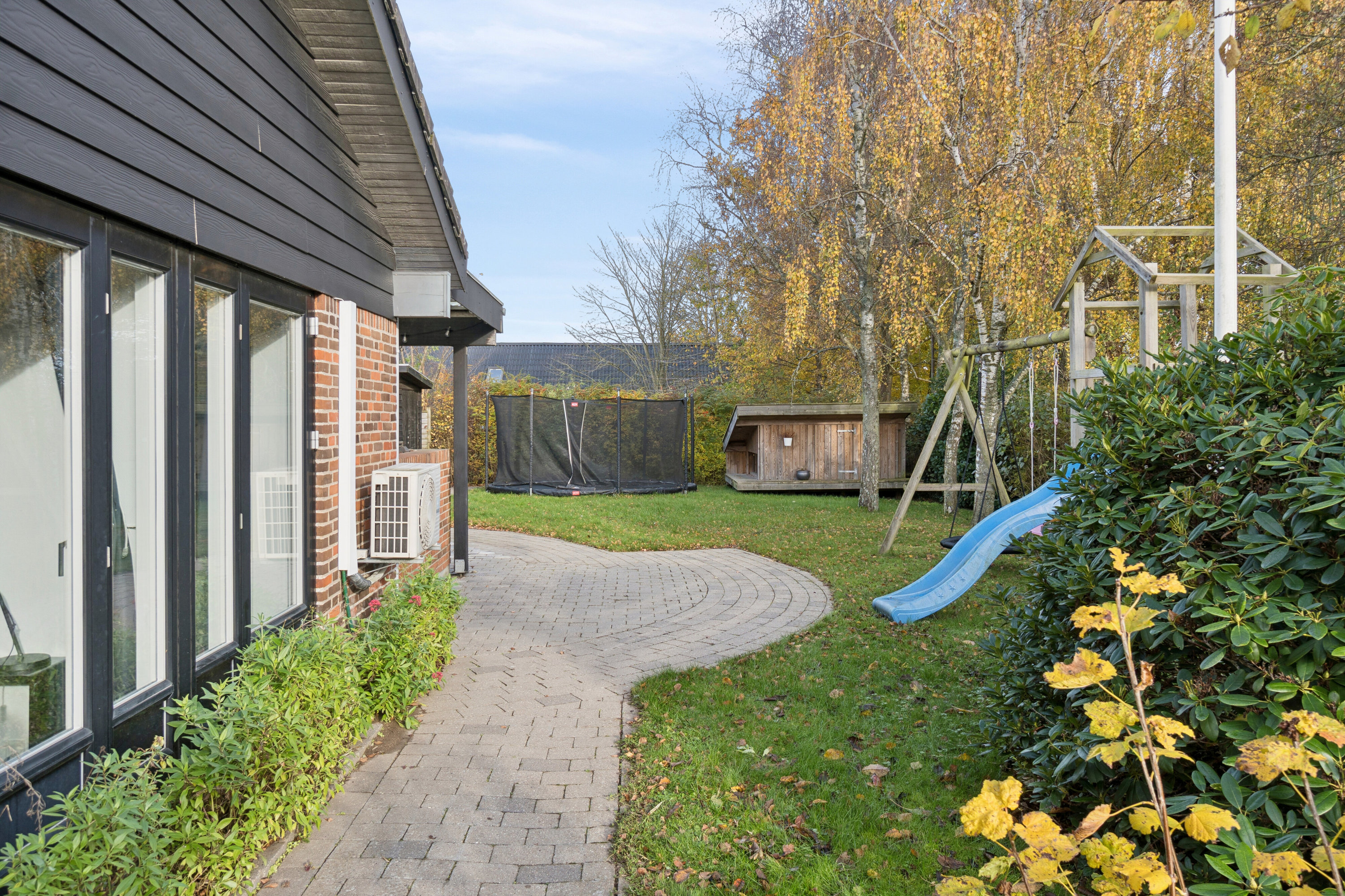 Fremhævet udendørs billede i fuldskærmstilstand. Billede af Obovej 6, 4200 Slagelse