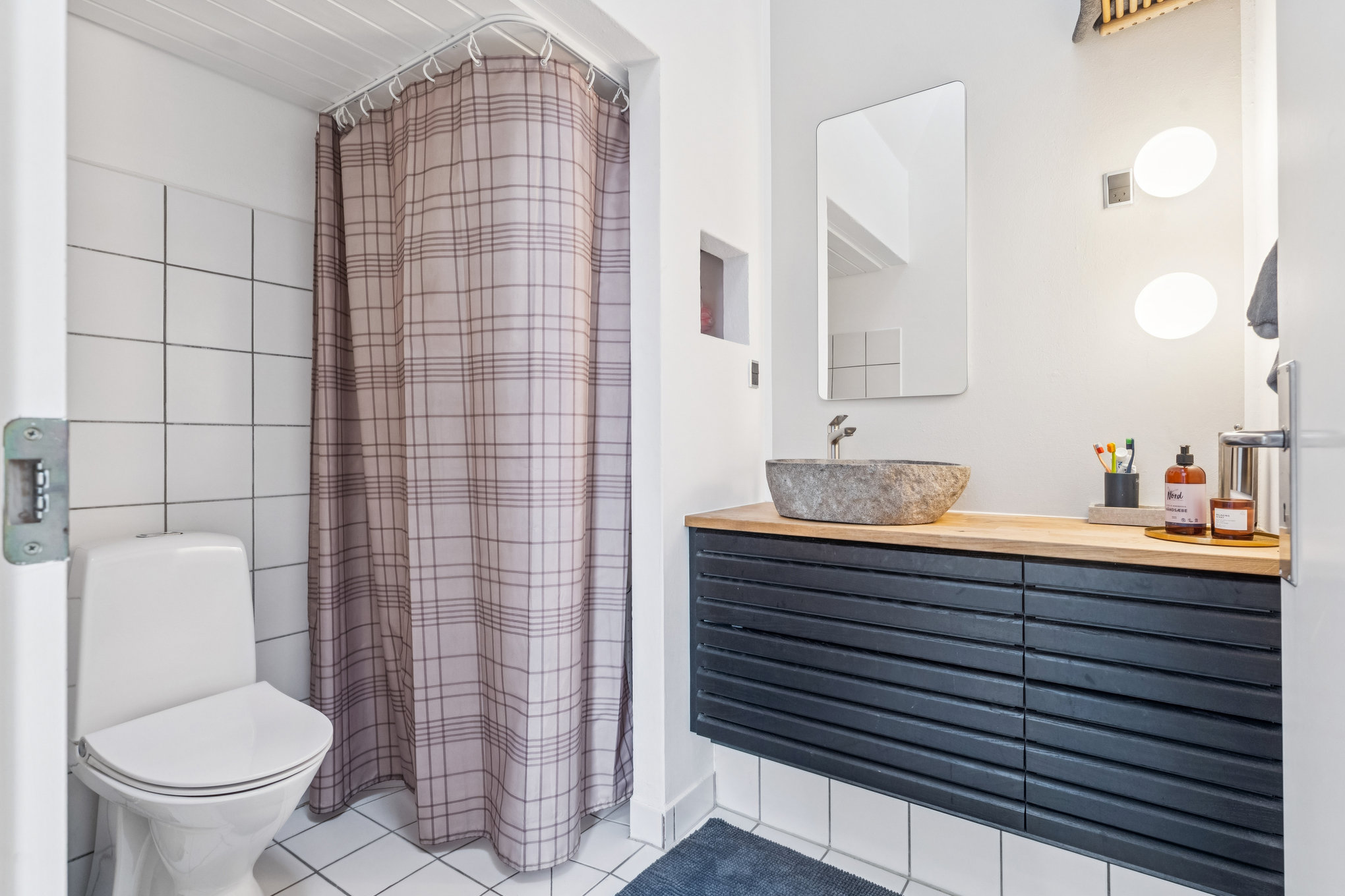 Fremhævet badeværelse billede i fuldskærmstilstand. Billede af Skytten 110, 8920 Randers NV