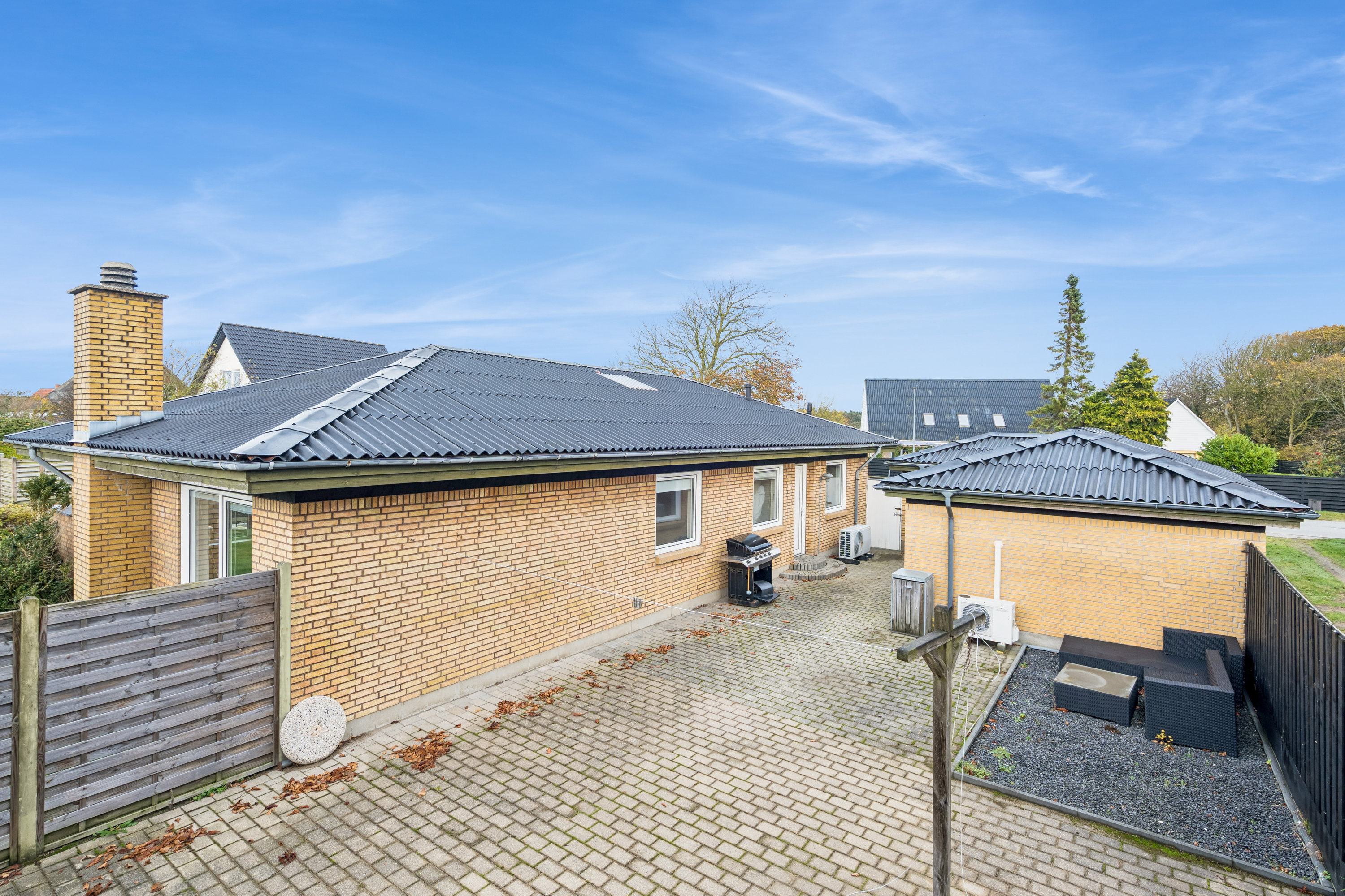 Fremhævet ejendom billede i fuldskærmstilstand. Billede af J M Hejlesensvej 1, Åbyen, 9850 Hirtshals