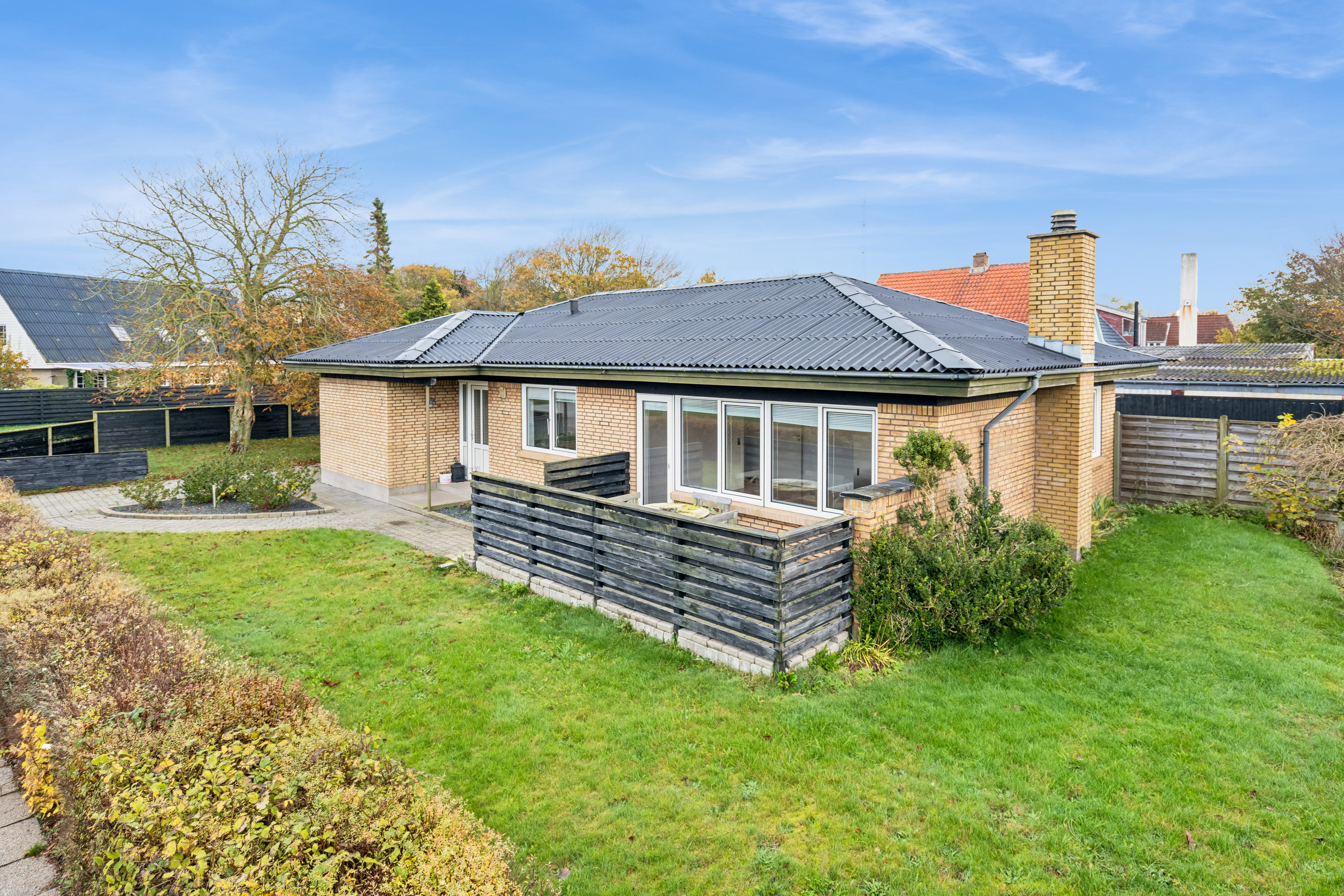 Fremhævet ejendom billede i fuldskærmstilstand. Billede af J M Hejlesensvej 1, Åbyen, 9850 Hirtshals