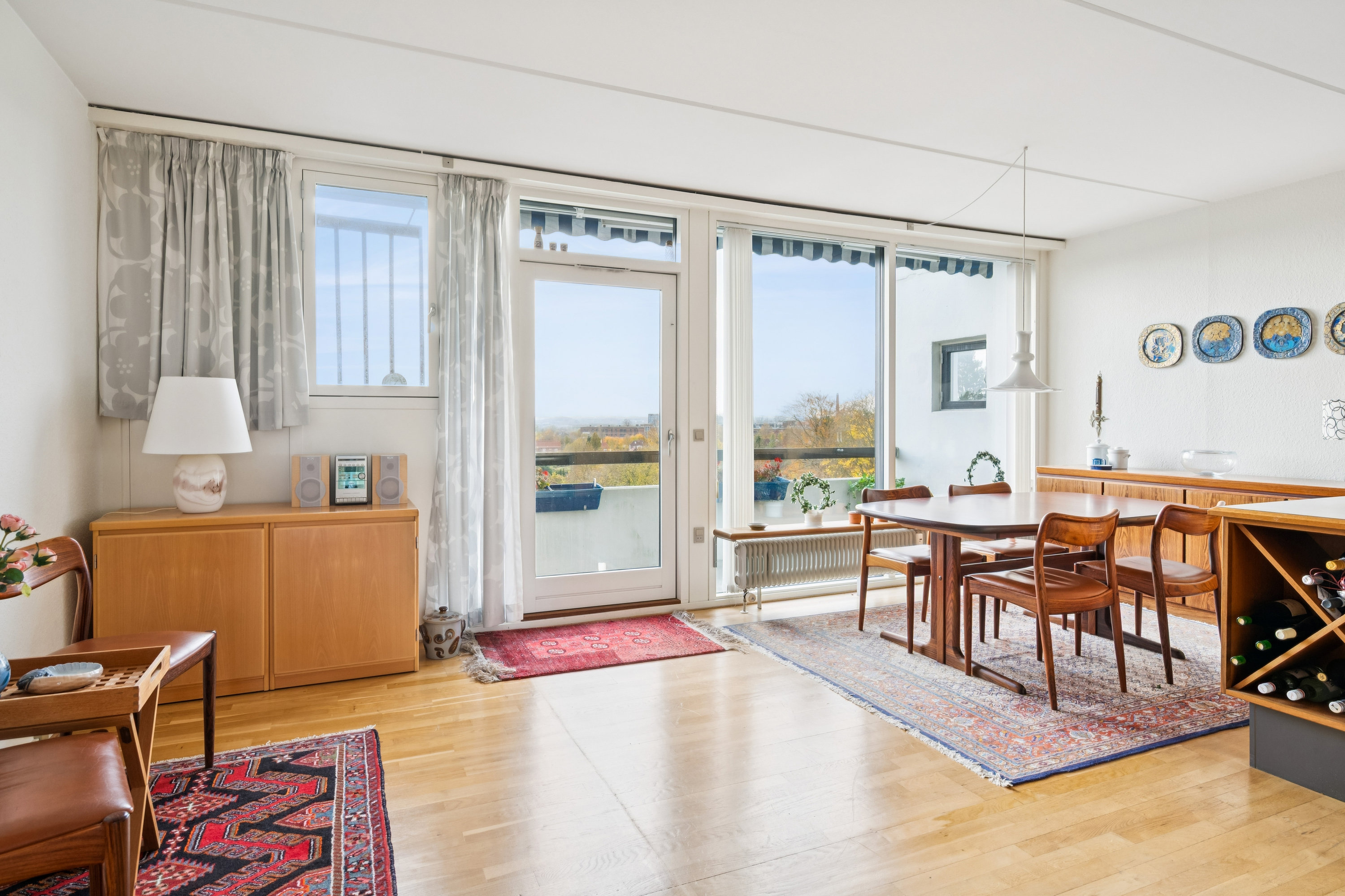 Fremhævet stue billede i fuldskærmstilstand. Billede af Vestervang 10, 5. 1055., 8000 Aarhus C