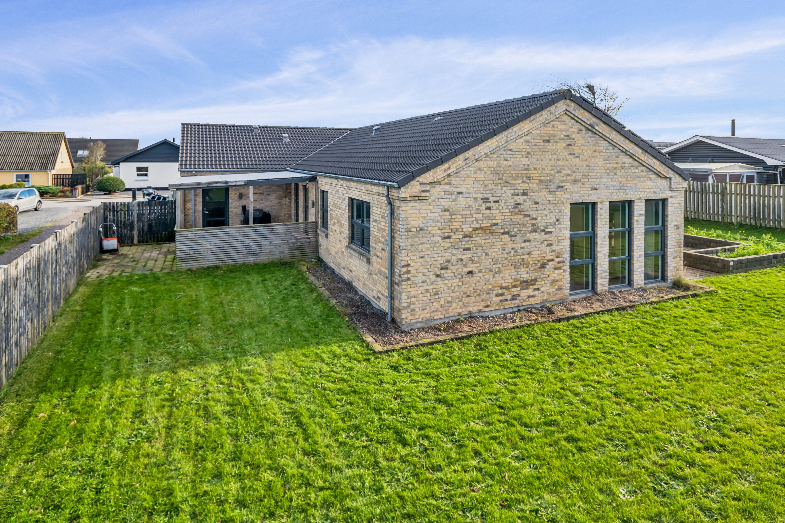 Fremhævet ejendom billede i fuldskærmstilstand. Billede af Allingdamvej 26, Åbyen, 9850 Hirtshals