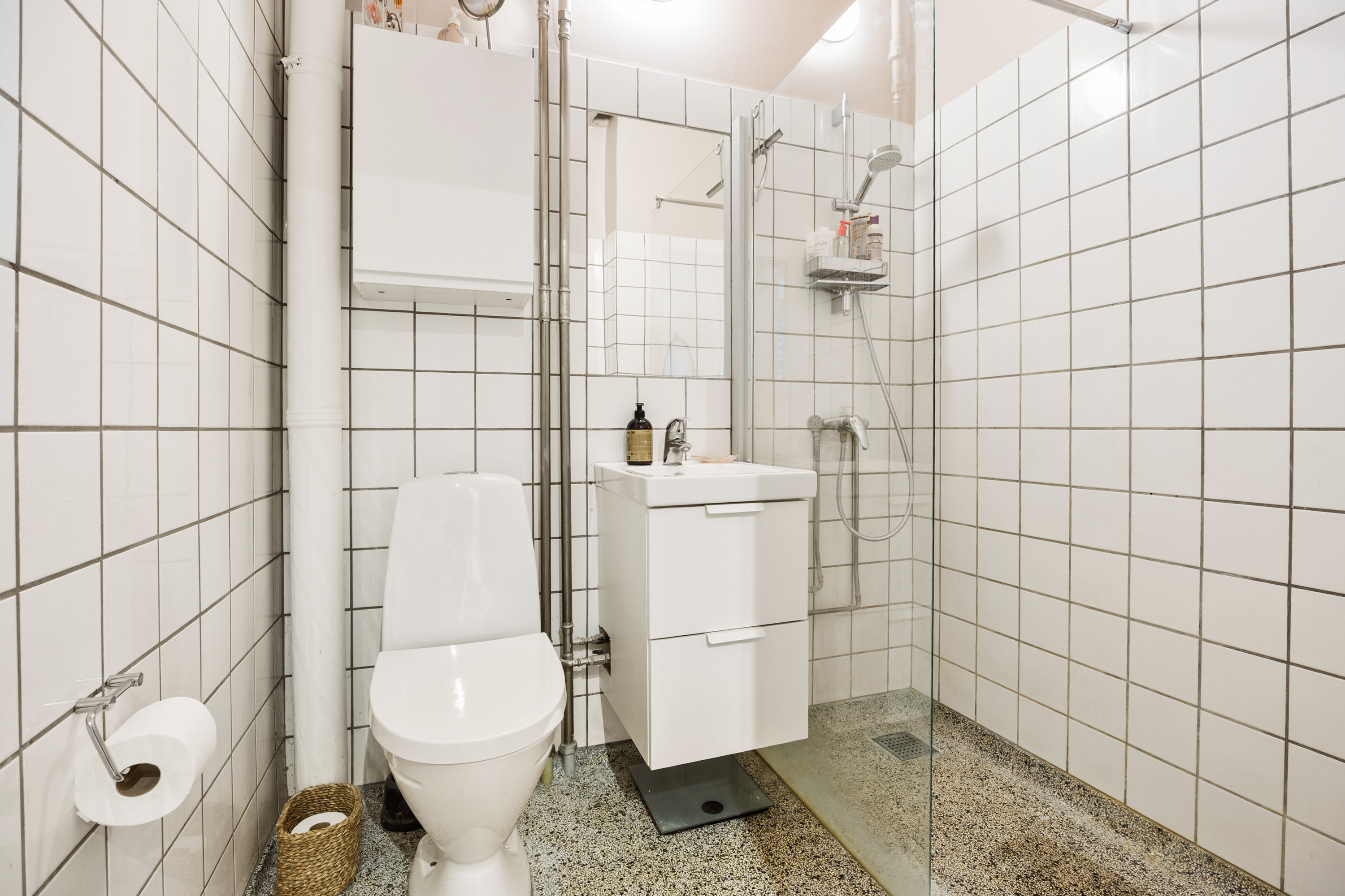 Fremhævet bad billede i fuldskærmstilstand. Billede af Dronningens Tværgade 37, 5. 5., 1302 København K