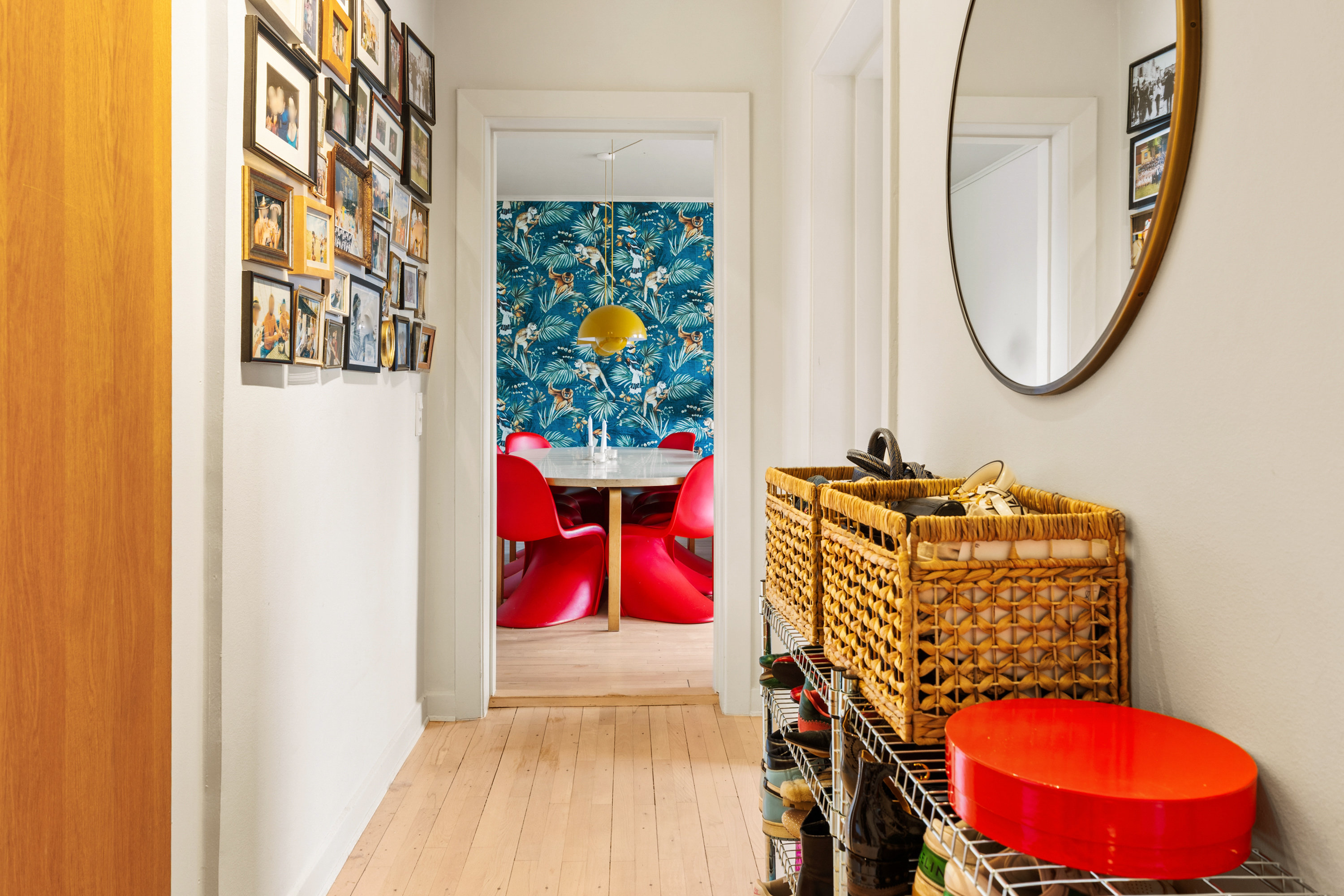 Fremhævet gang billede i fuldskærmstilstand. Billede af Dronningens Tværgade 37, 5. 5., 1302 København K