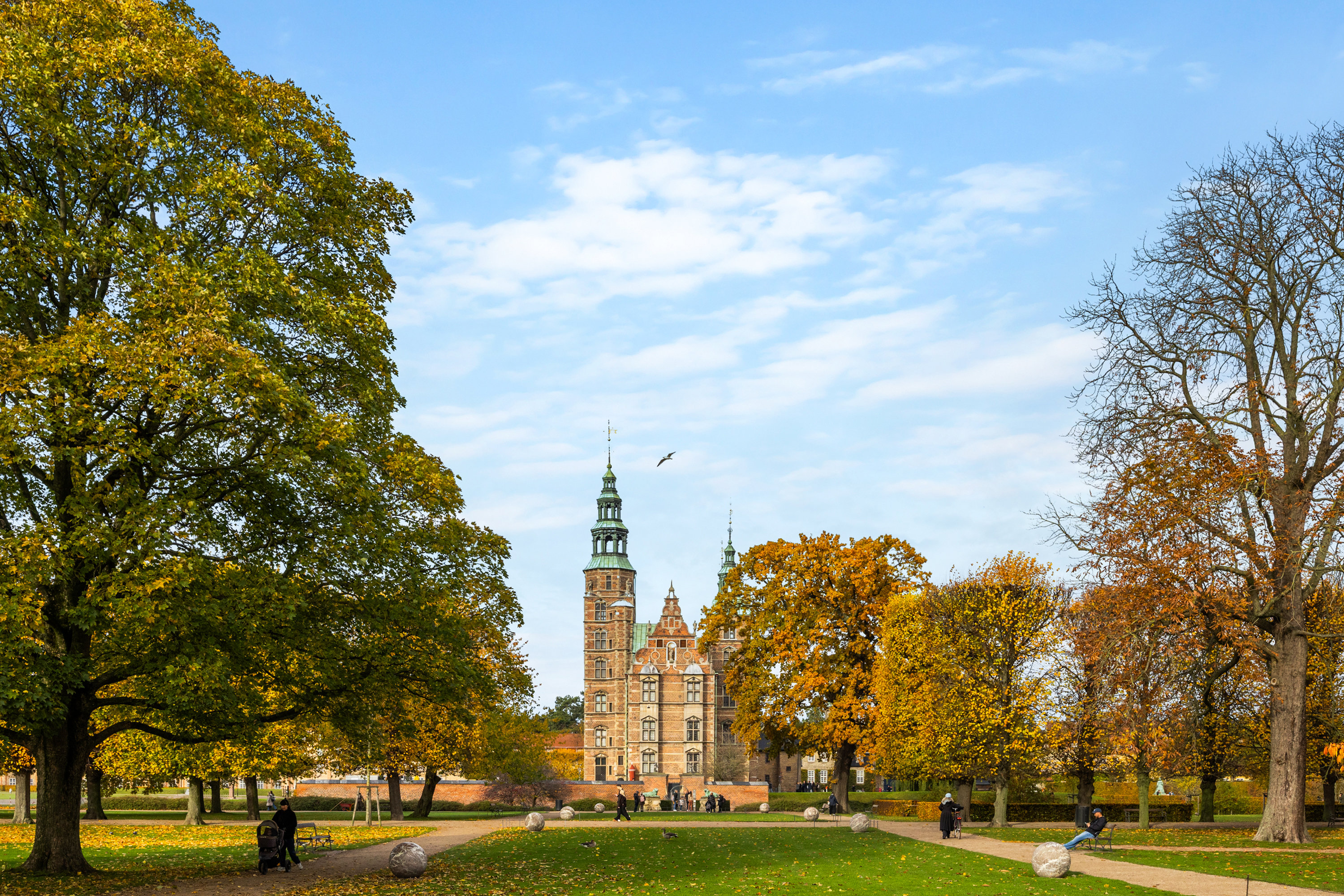 Fremhævet udendørsareal billede i fuldskærmstilstand. Billede af Dronningens Tværgade 37, 5. 5., 1302 København K