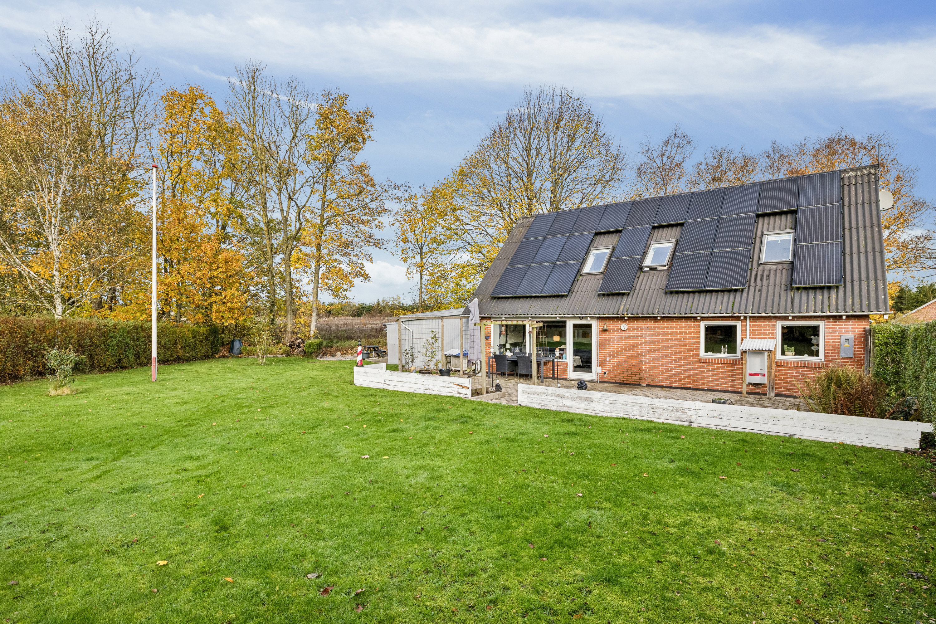 Fremhævet have billede i fuldskærmstilstand. Billede af Hvilstedvej 12, Hvilsted, 8355 Solbjerg